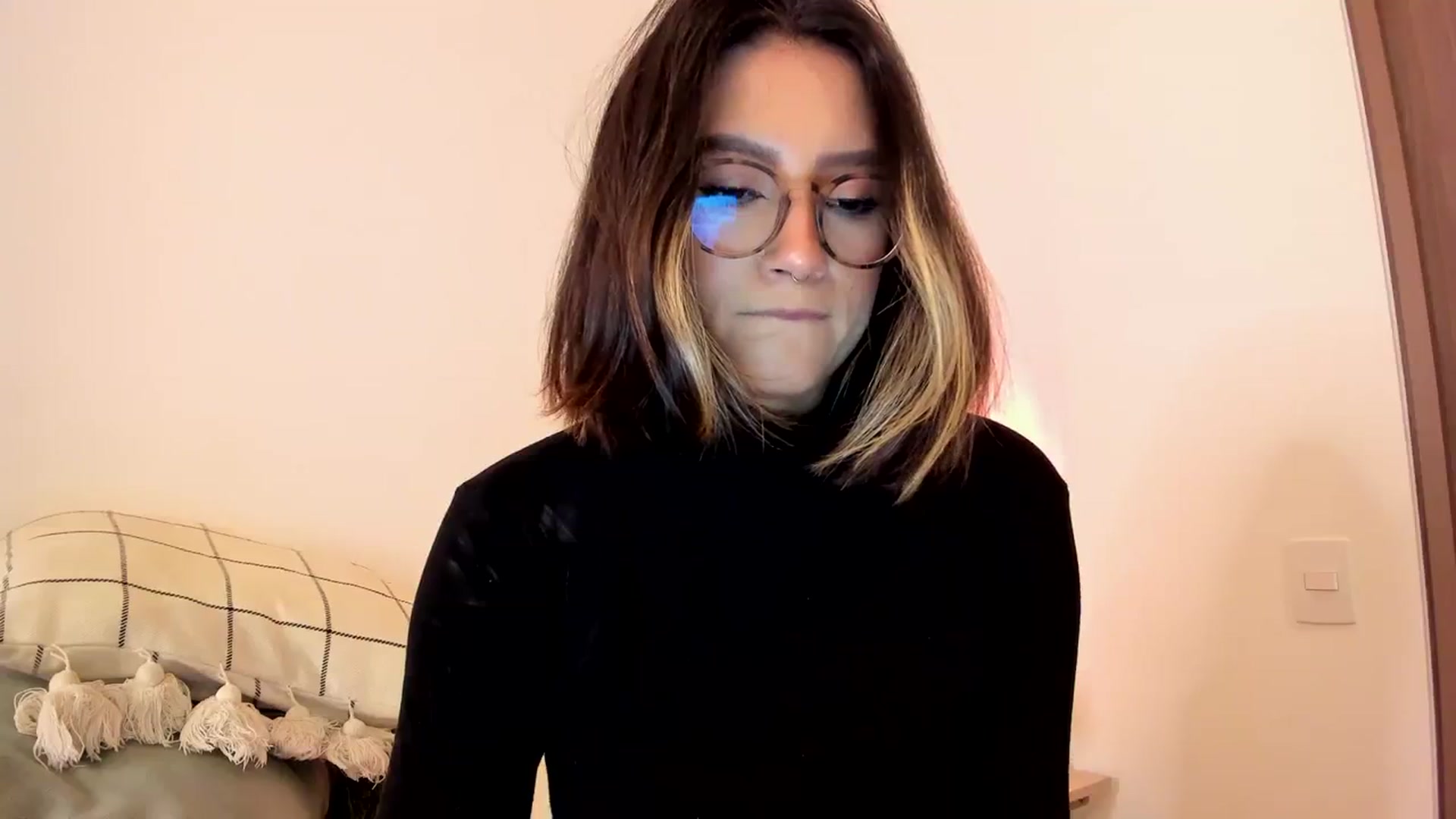 Gallery image thumbnail from Lindsoft's myfreecams stream on, 08/23/2023, 02:53 image 18 of 20
