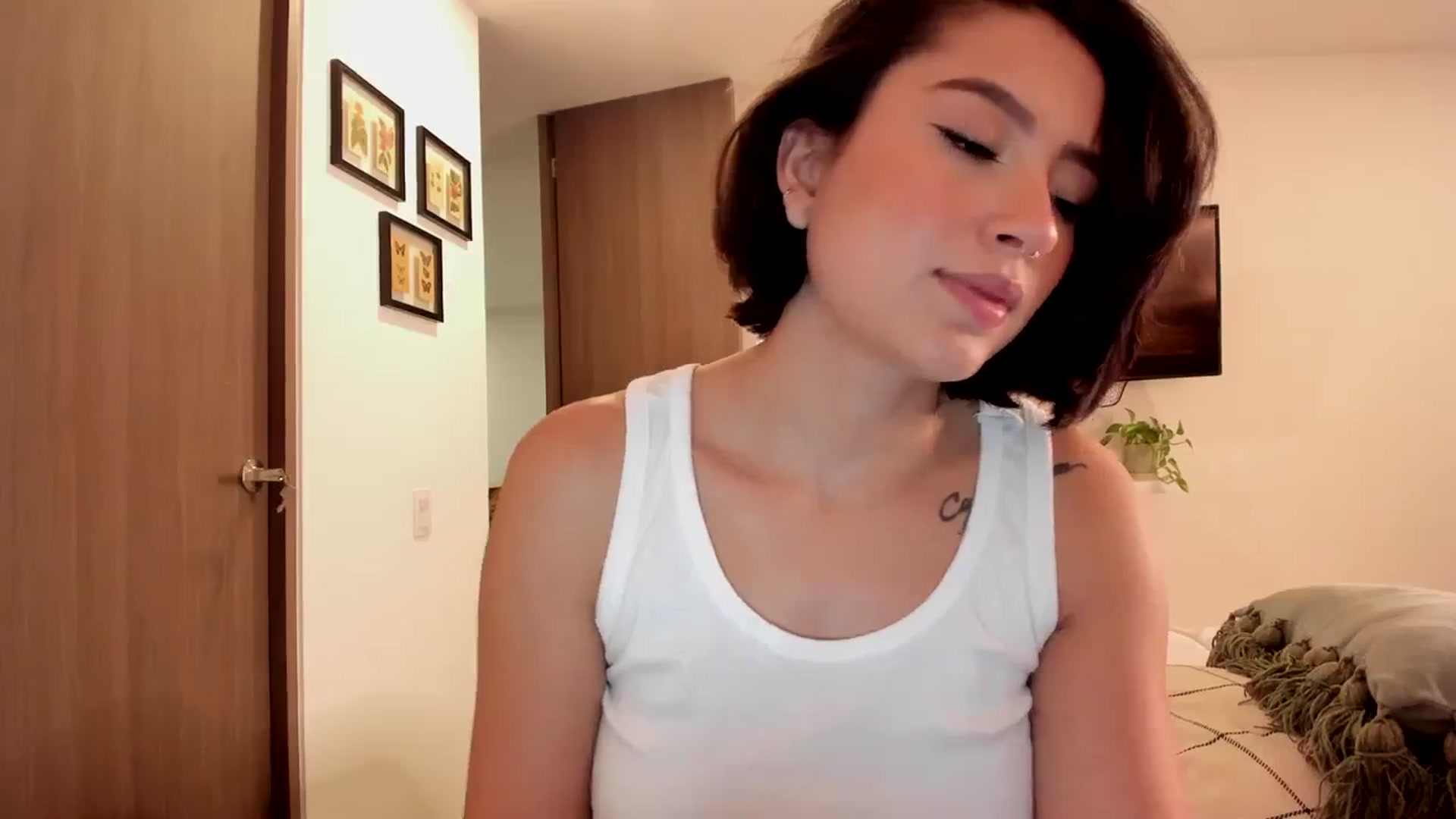 Gallery image thumbnail from Lindsoft's myfreecams stream on, 09/23/2023, 02:51 image 11 of 20