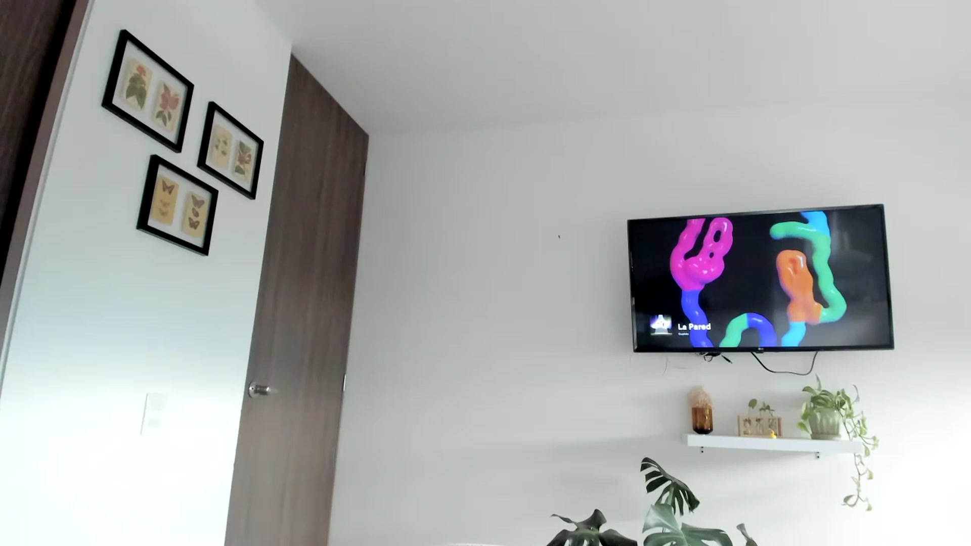 Gallery image thumbnail from Lindsoft's myfreecams stream on, 11/24/2023, 21:08 image 13 of 20