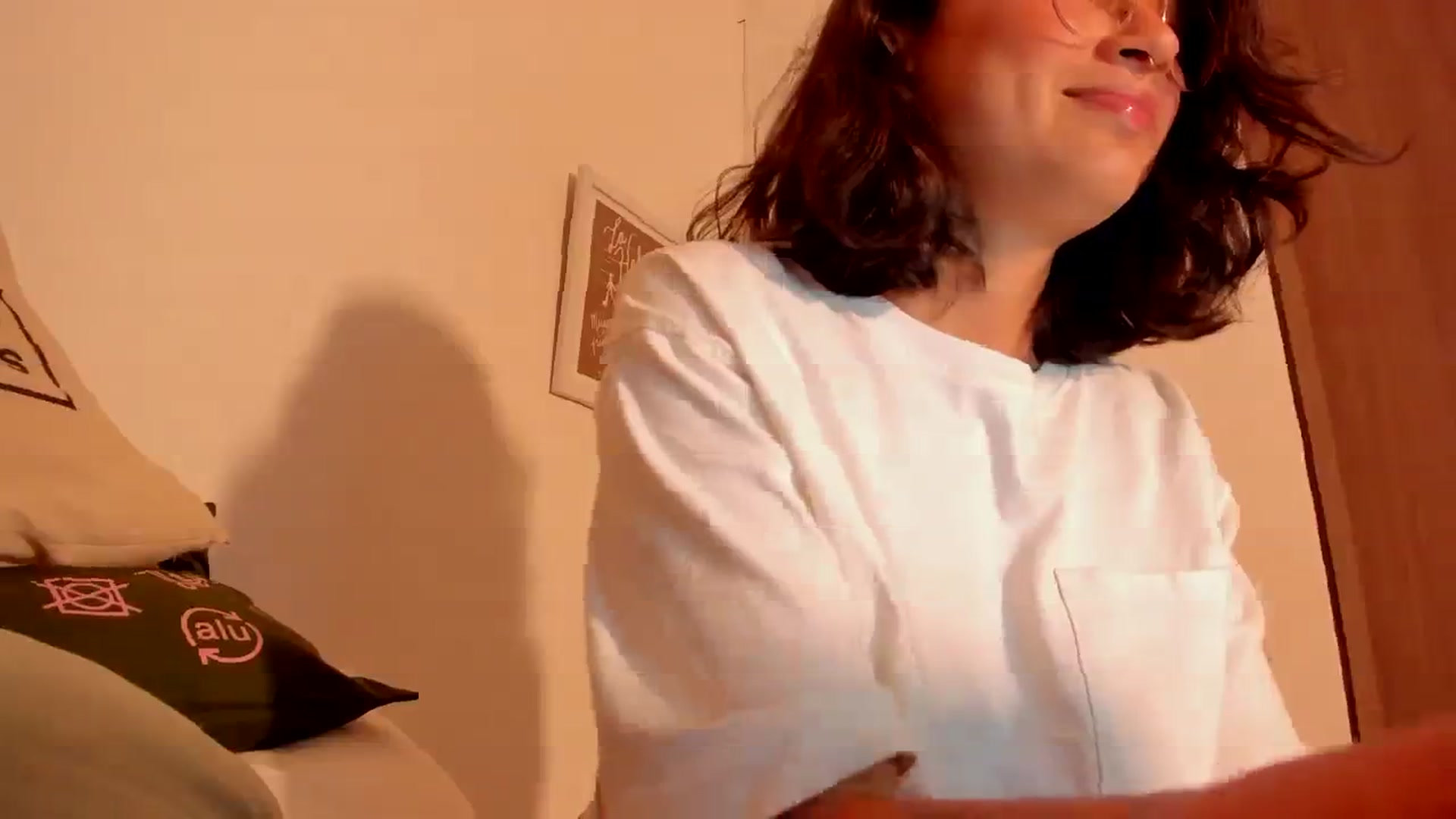 Gallery image thumbnail from Lindsoft's myfreecams stream on, 02/24/2024, 23:38 image 7 of 20
