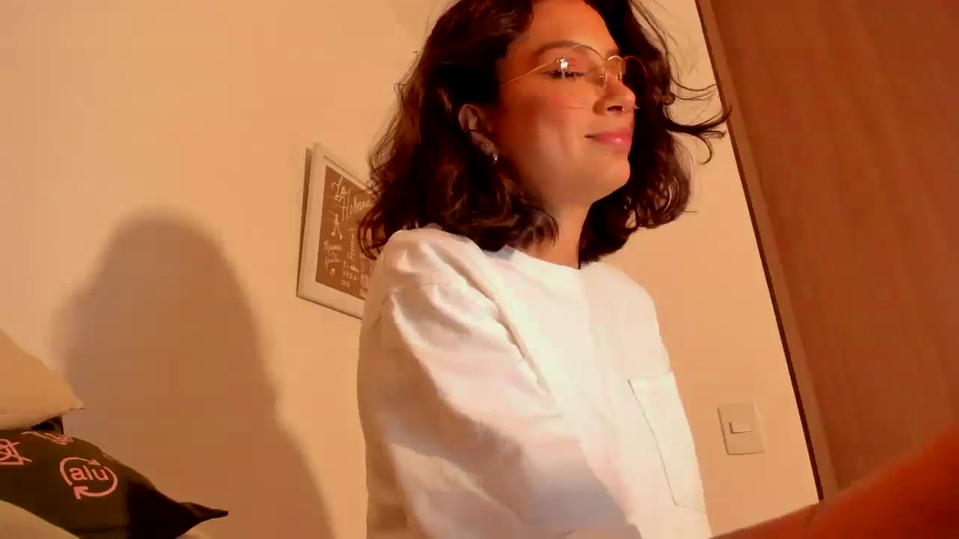 Gallery image thumbnail from Lindsoft's myfreecams stream on, 02/24/2024, 23:38 image 17 of 20