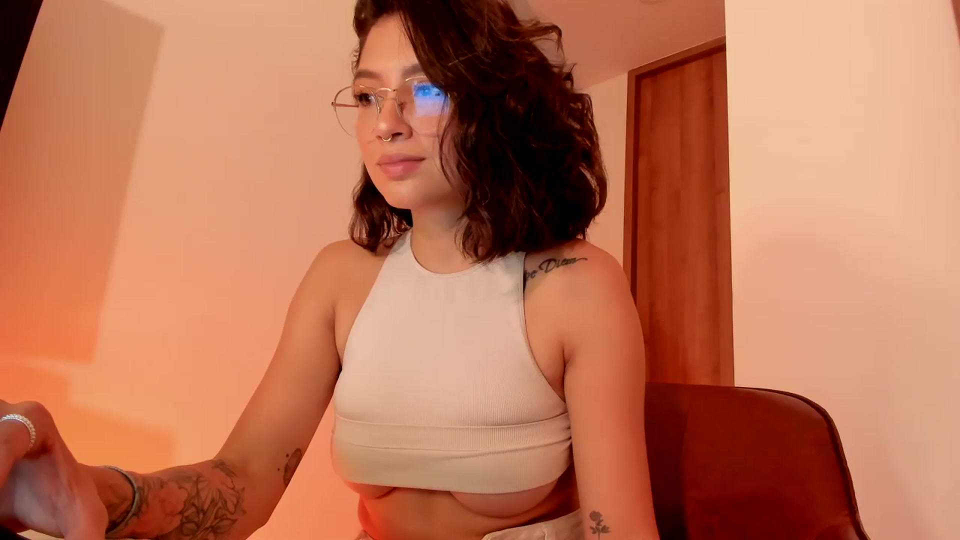 Gallery image thumbnail from Lindsoft's myfreecams stream on, 02/29/2024, 03:42 image 2 of 20