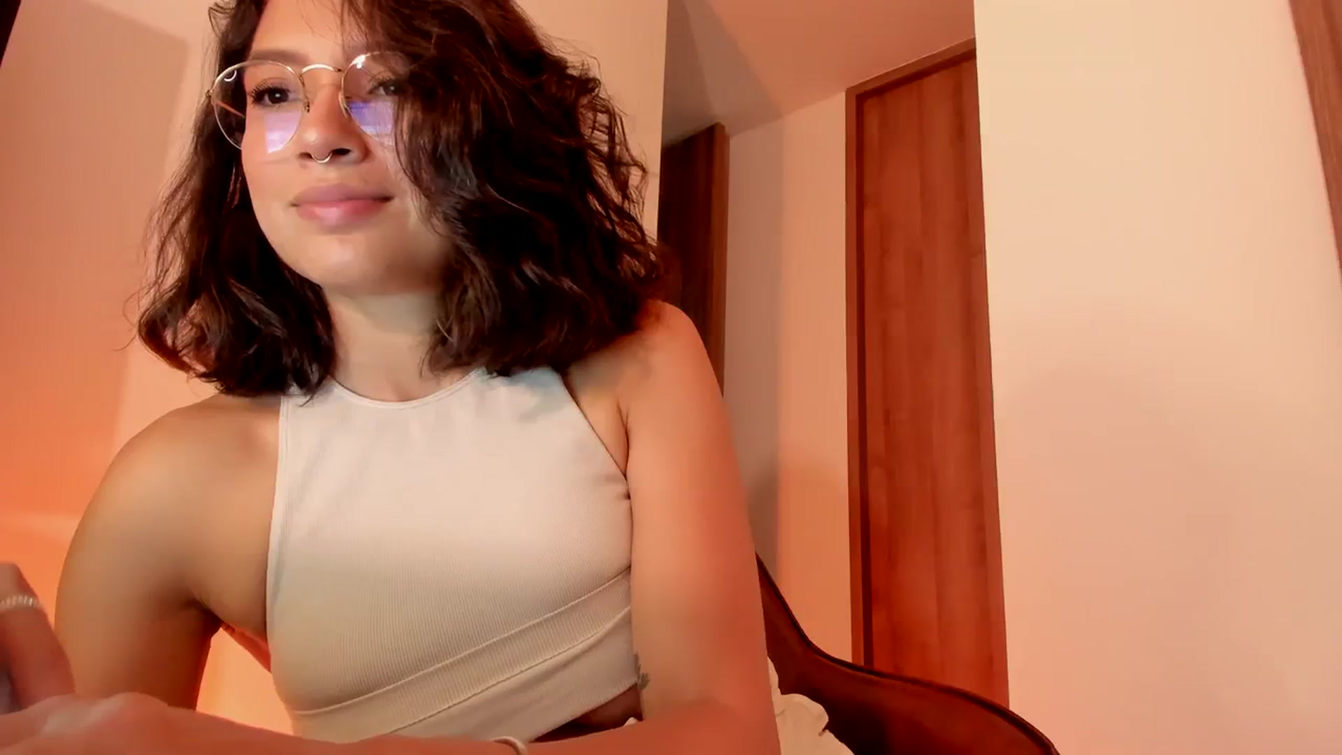 Gallery image thumbnail from Lindsoft's myfreecams stream on, 02/29/2024, 03:42 image 5 of 20