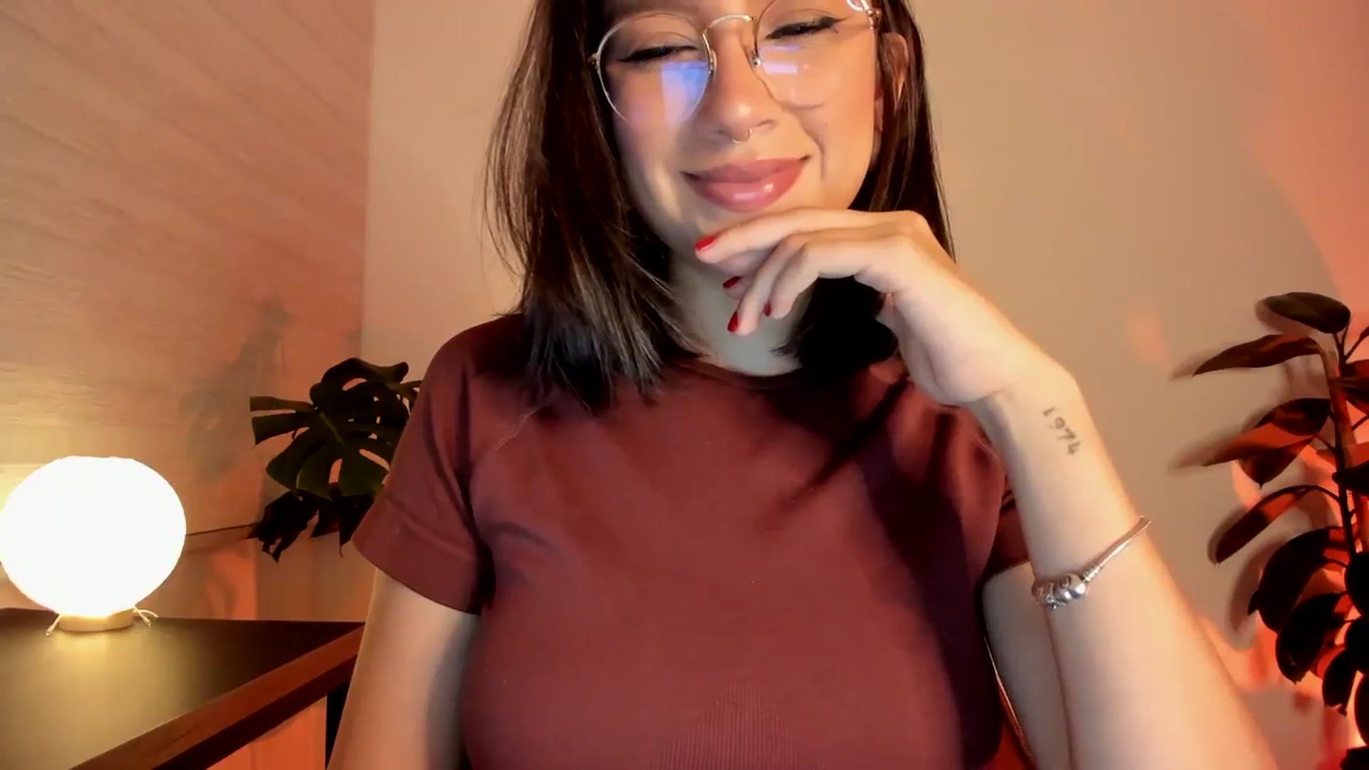 Gallery image thumbnail from Lindsoft's myfreecams stream on, 03/06/2024, 01:52 image 5 of 20