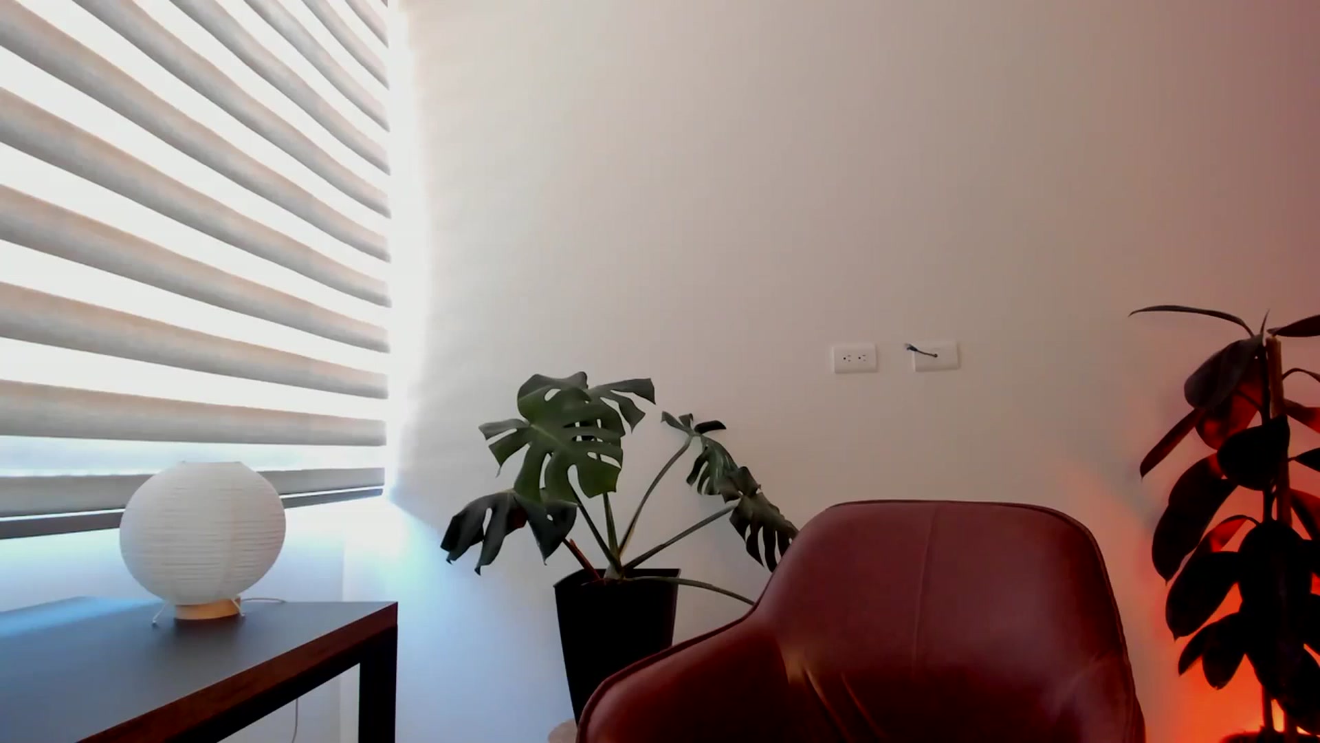 Gallery image thumbnail from Lindsoft's myfreecams stream on, 03/10/2024, 21:59 image 6 of 20