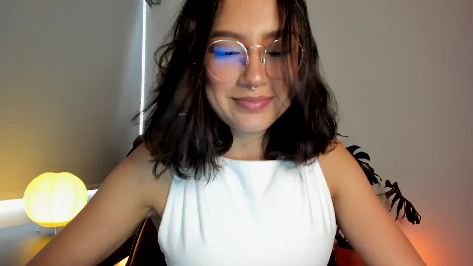 Gallery image thumbnail from Lindsoft's myfreecams stream on, 03/22/2024, 21:26 image 18 of 20