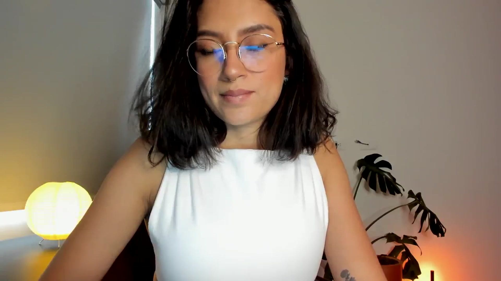 Gallery image thumbnail from Lindsoft's myfreecams stream on, 03/22/2024, 21:26 image 12 of 20