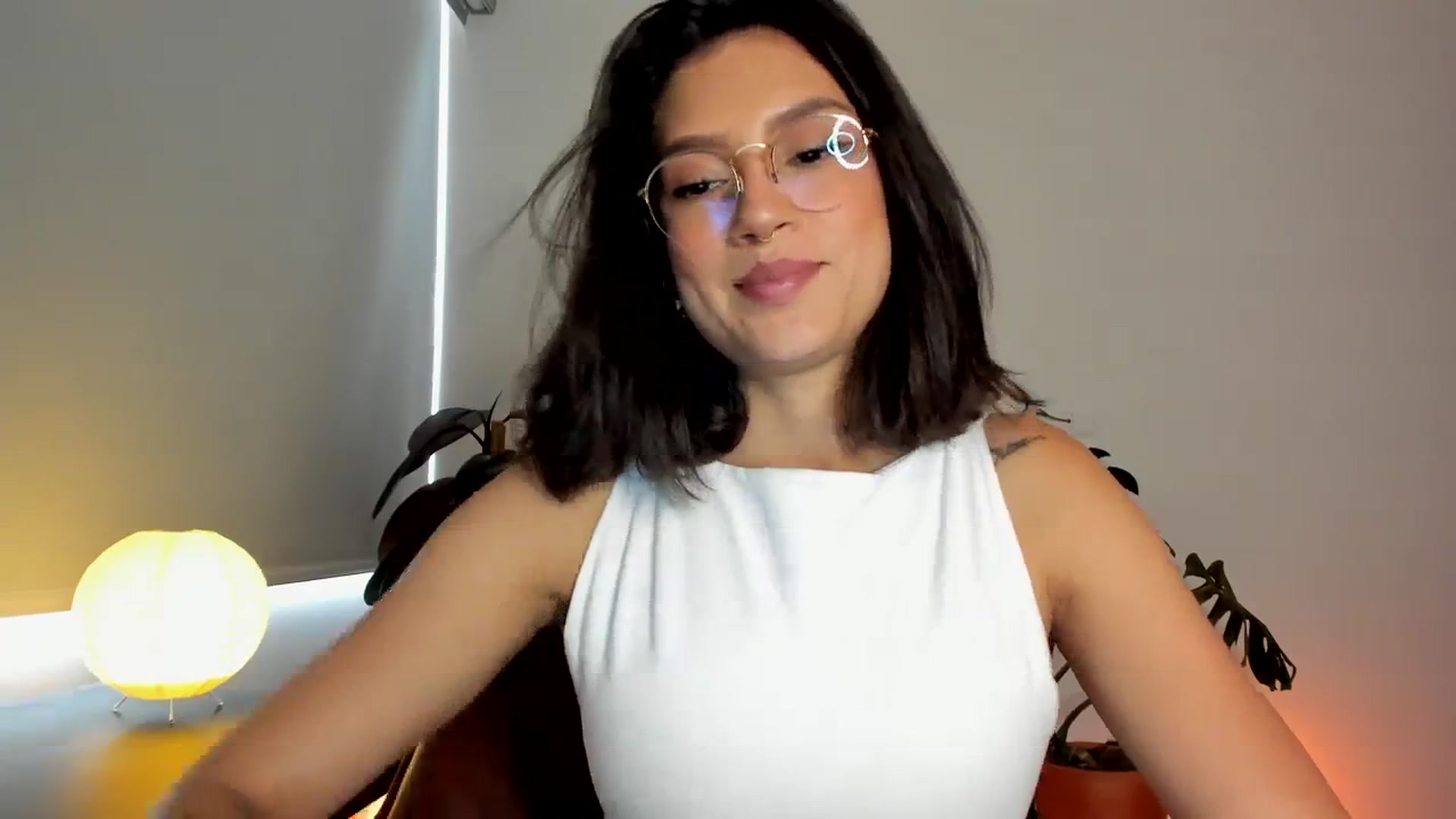 Gallery image thumbnail from Lindsoft's myfreecams stream on, 03/22/2024, 21:26 image 8 of 20