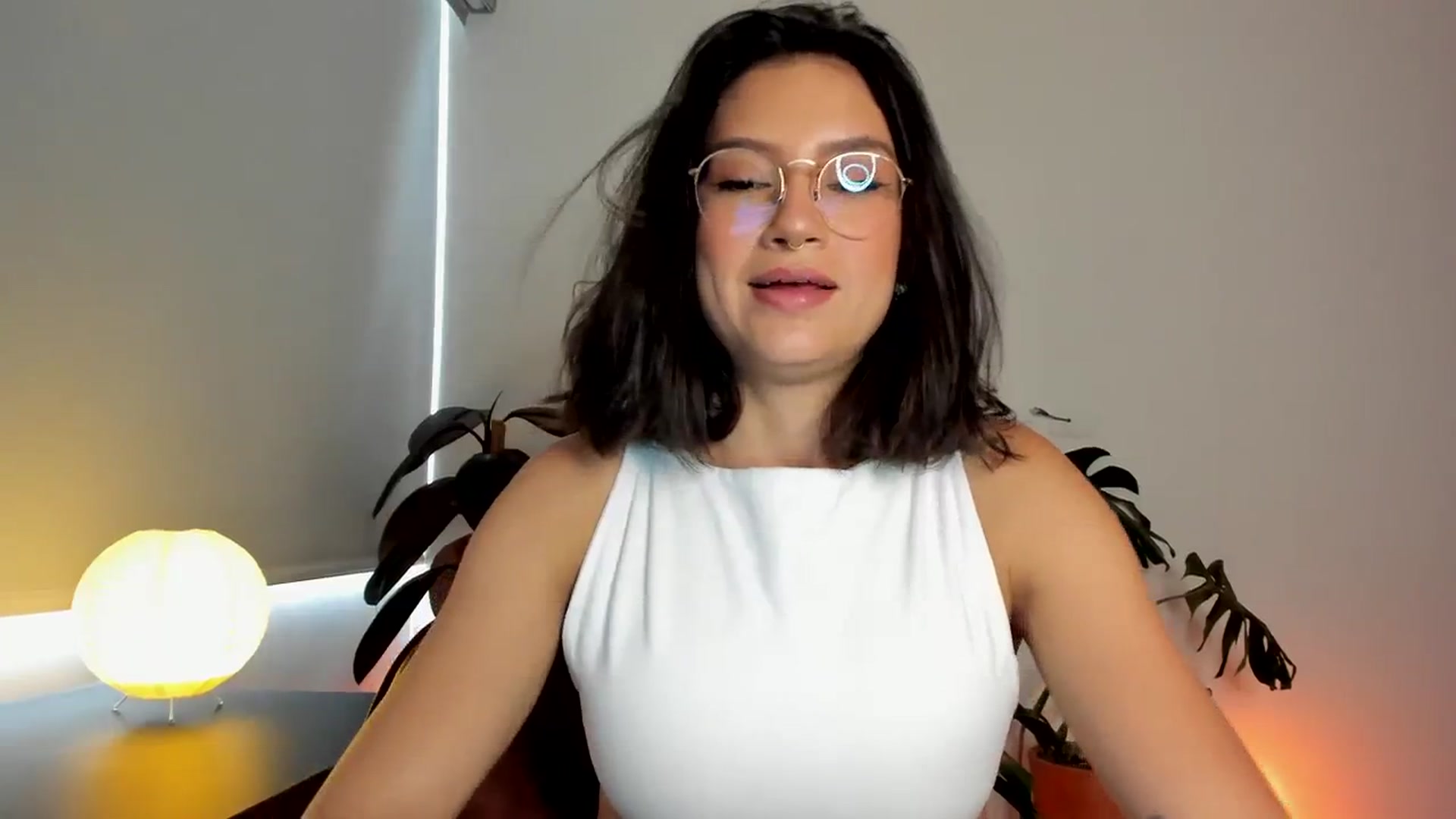 Gallery image thumbnail from Lindsoft's myfreecams stream on, 03/22/2024, 21:26 image 9 of 20