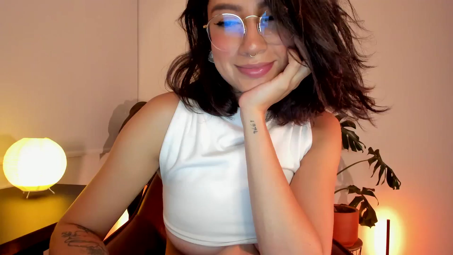 Gallery image thumbnail from Lindsoft's myfreecams stream on, 03/23/2024, 03:29 image 13 of 20