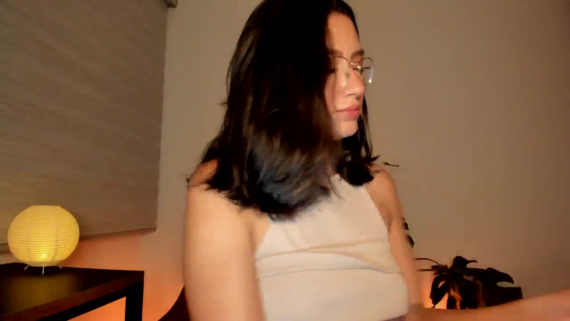 Gallery image thumbnail from Lindsoft's myfreecams stream on, 06/18/2024, 01:05 image 4 of 20
