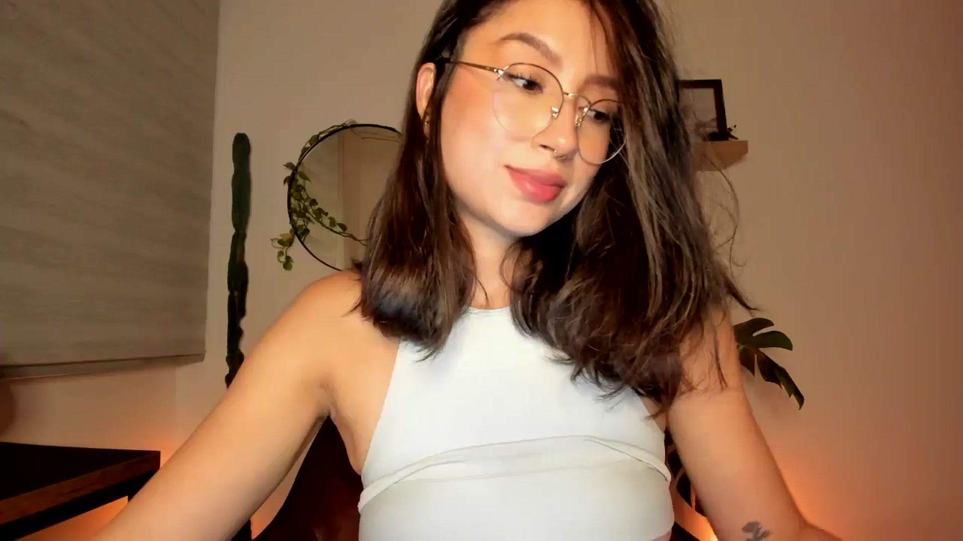 Gallery image thumbnail from Lindsoft's myfreecams stream on, 07/16/2024, 24:02 image 5 of 20