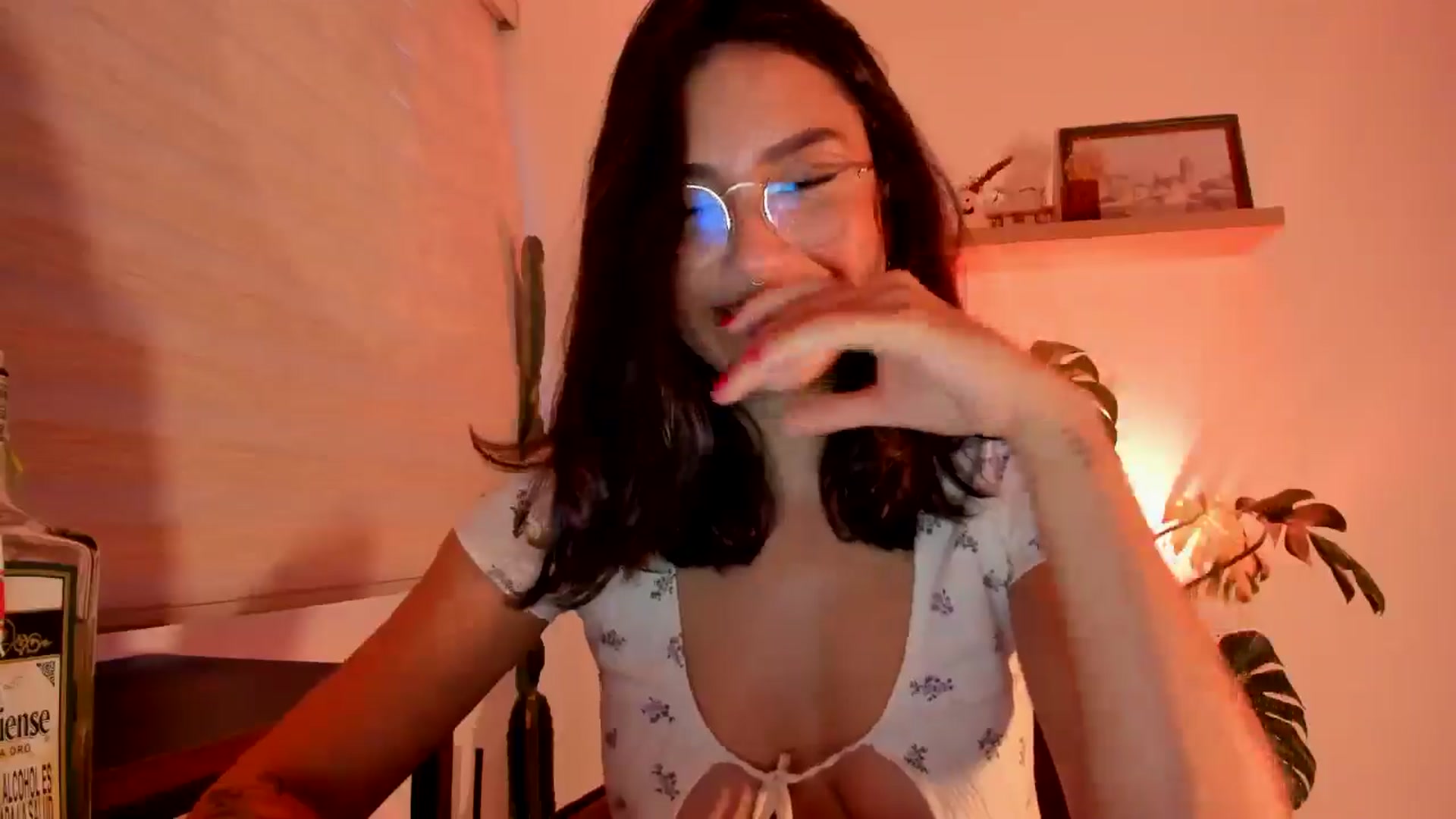 Gallery image thumbnail from Lindsoft's myfreecams stream on, 07/25/2024, 24:02 image 16 of 20