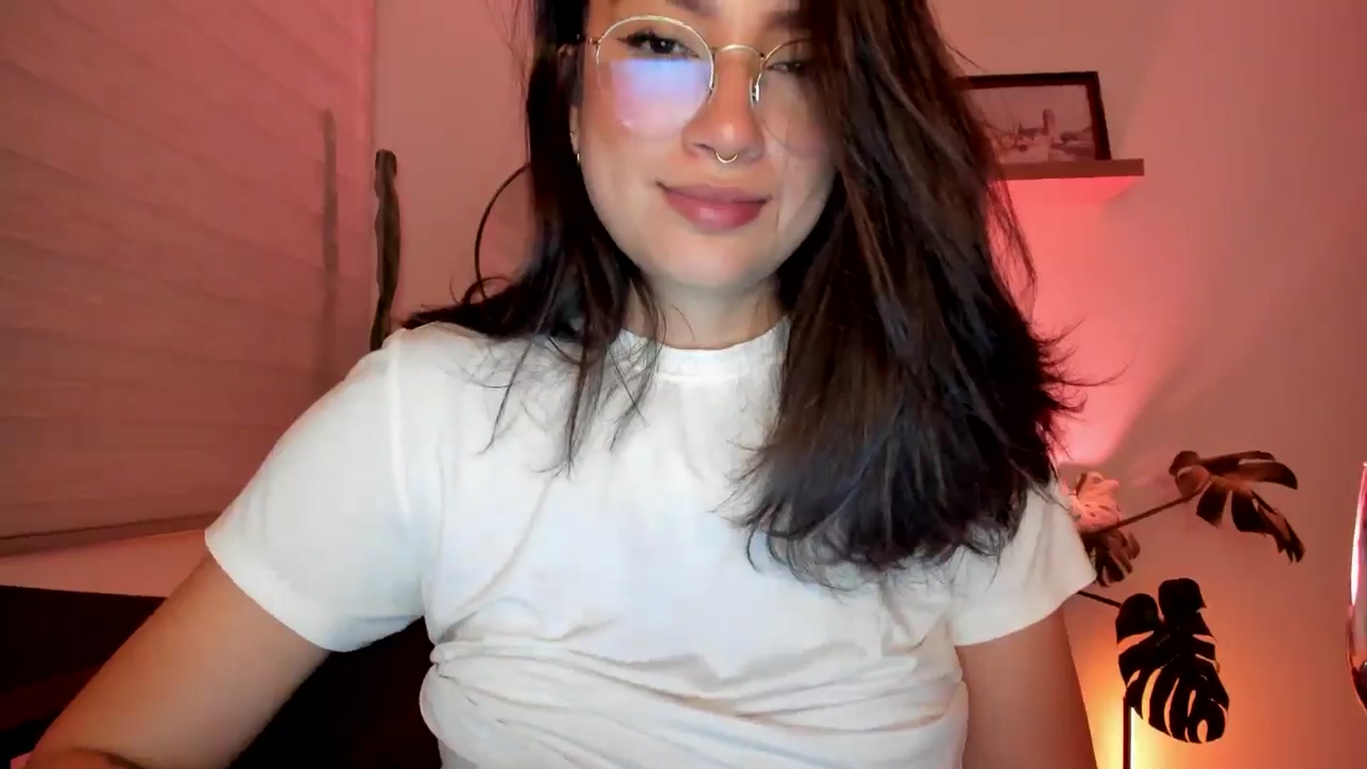 Gallery image thumbnail from Lindsoft's myfreecams stream on, 09/05/2024, 04:38 image 15 of 20