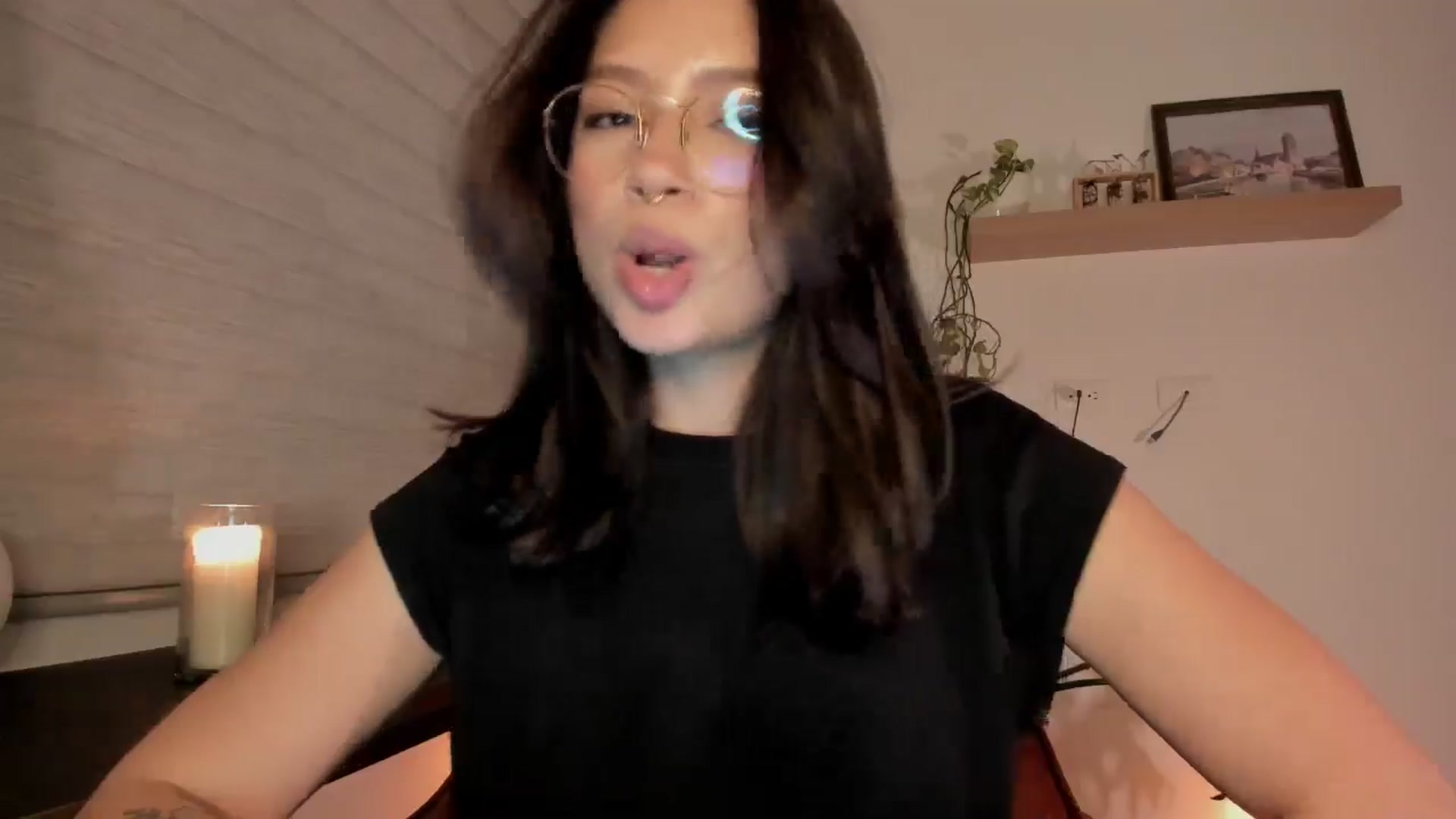 Gallery image thumbnail from Lindsoft's myfreecams stream on, 11/03/2024, 24:00 image 7 of 20