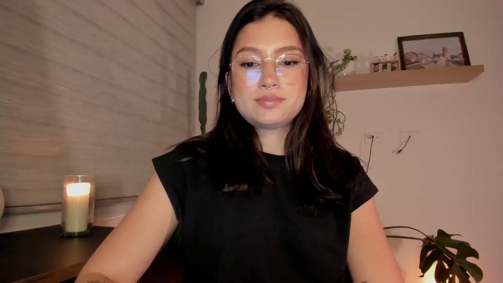 Gallery image thumbnail from Lindsoft's myfreecams stream on, 11/03/2024, 24:00 image 13 of 20
