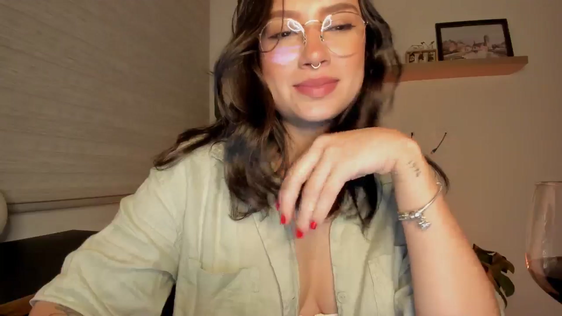 Gallery image thumbnail from Lindsoft's myfreecams stream on, 11/14/2024, 04:23 image 13 of 20