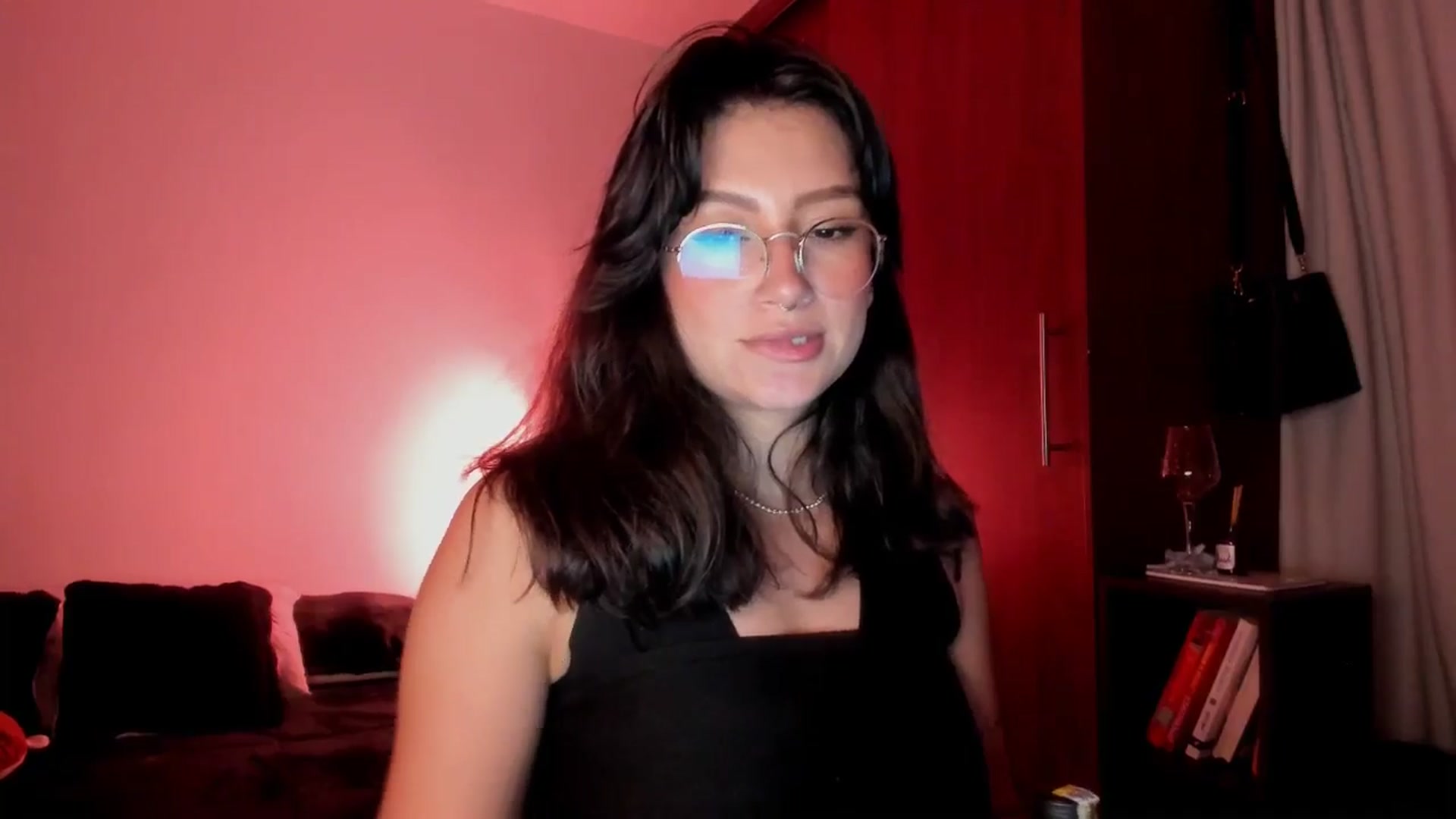 Gallery image thumbnail from Lindsoft's myfreecams stream on, 03/14/2025, 03:51 image 13 of 20