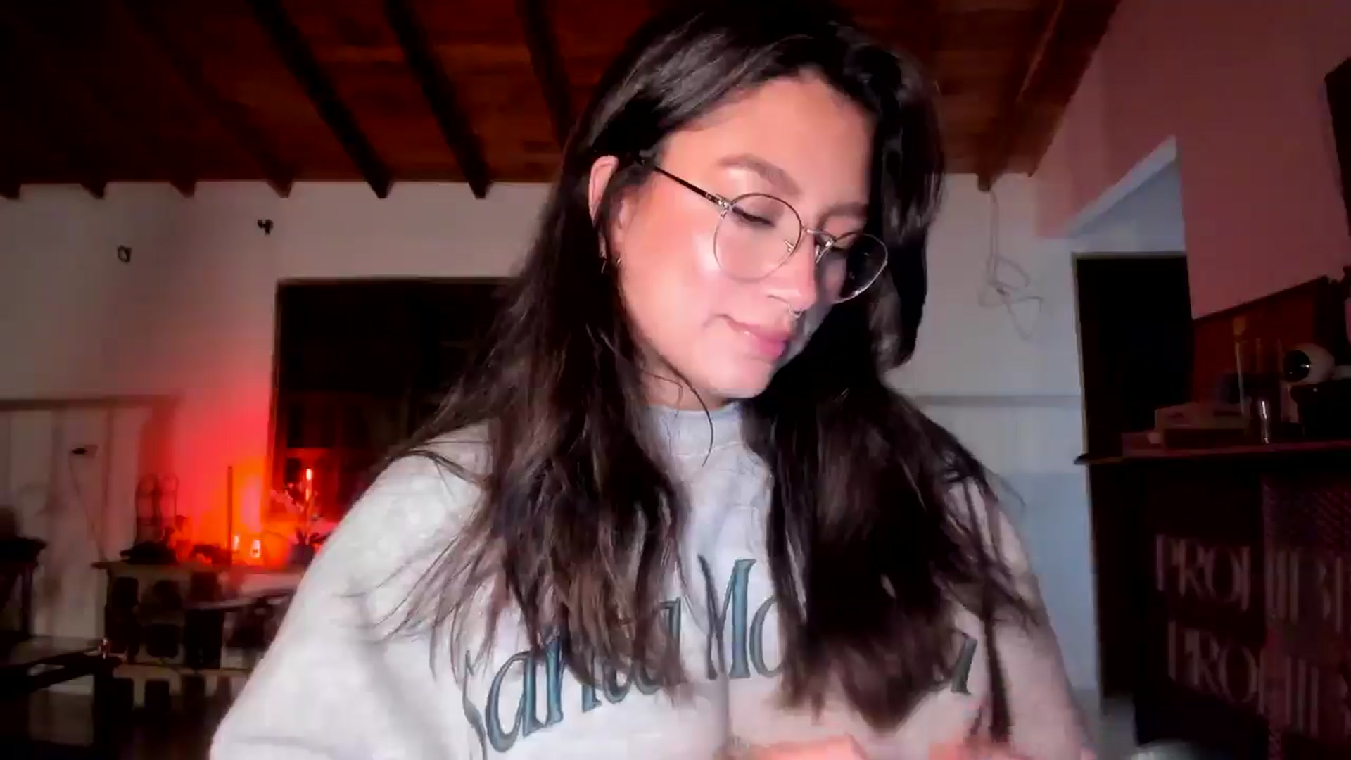 Gallery image thumbnail from Lindsoft's myfreecams stream on, 08/18/2025, 05:01 image 15 of 20
