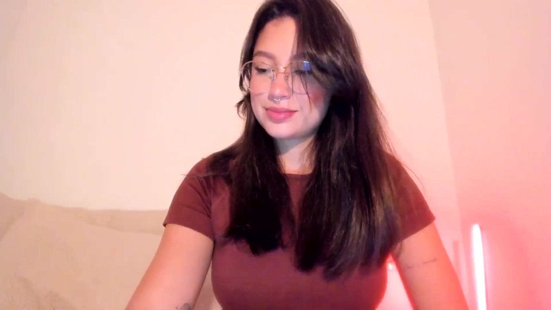 Gallery image thumbnail from Lindsoft's myfreecams stream on, 08/22/2025, 02:57 image 14 of 20