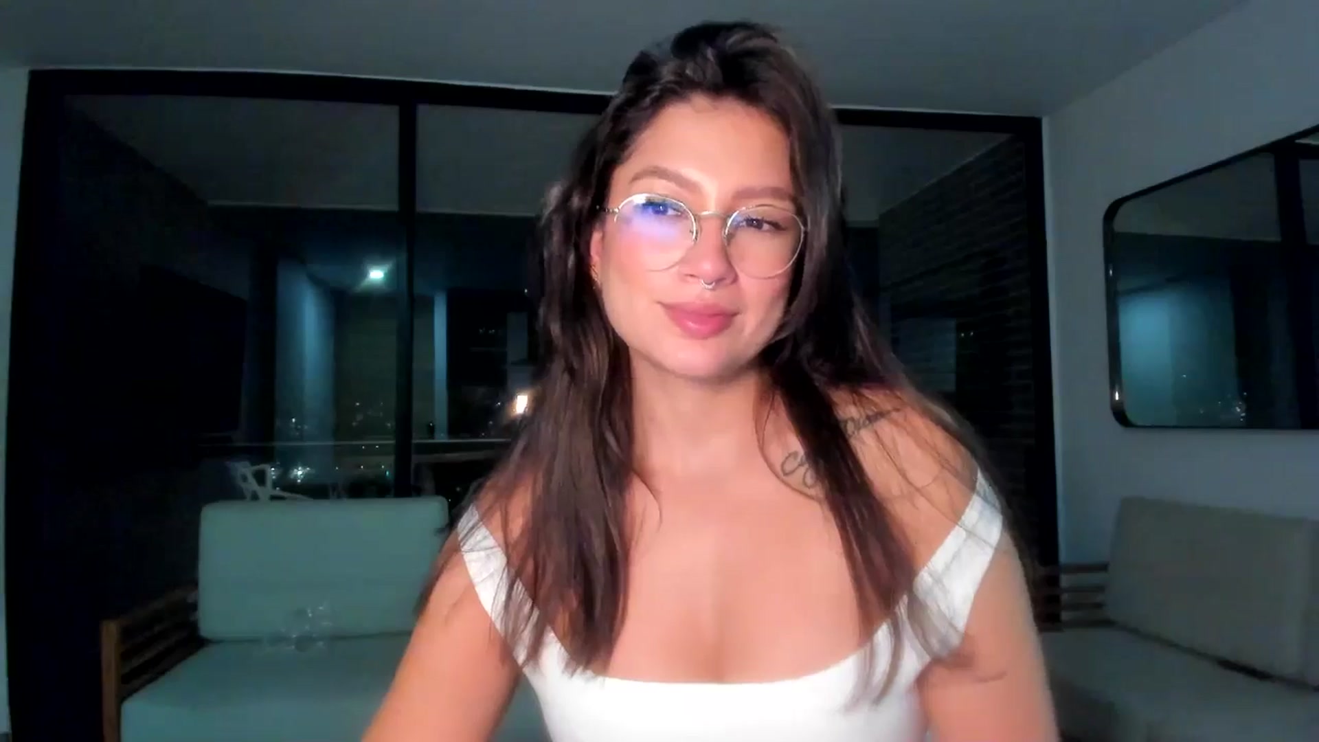 Gallery image thumbnail from Lindsoft's myfreecams stream on, 08/28/2025, 23:55 image 19 of 20