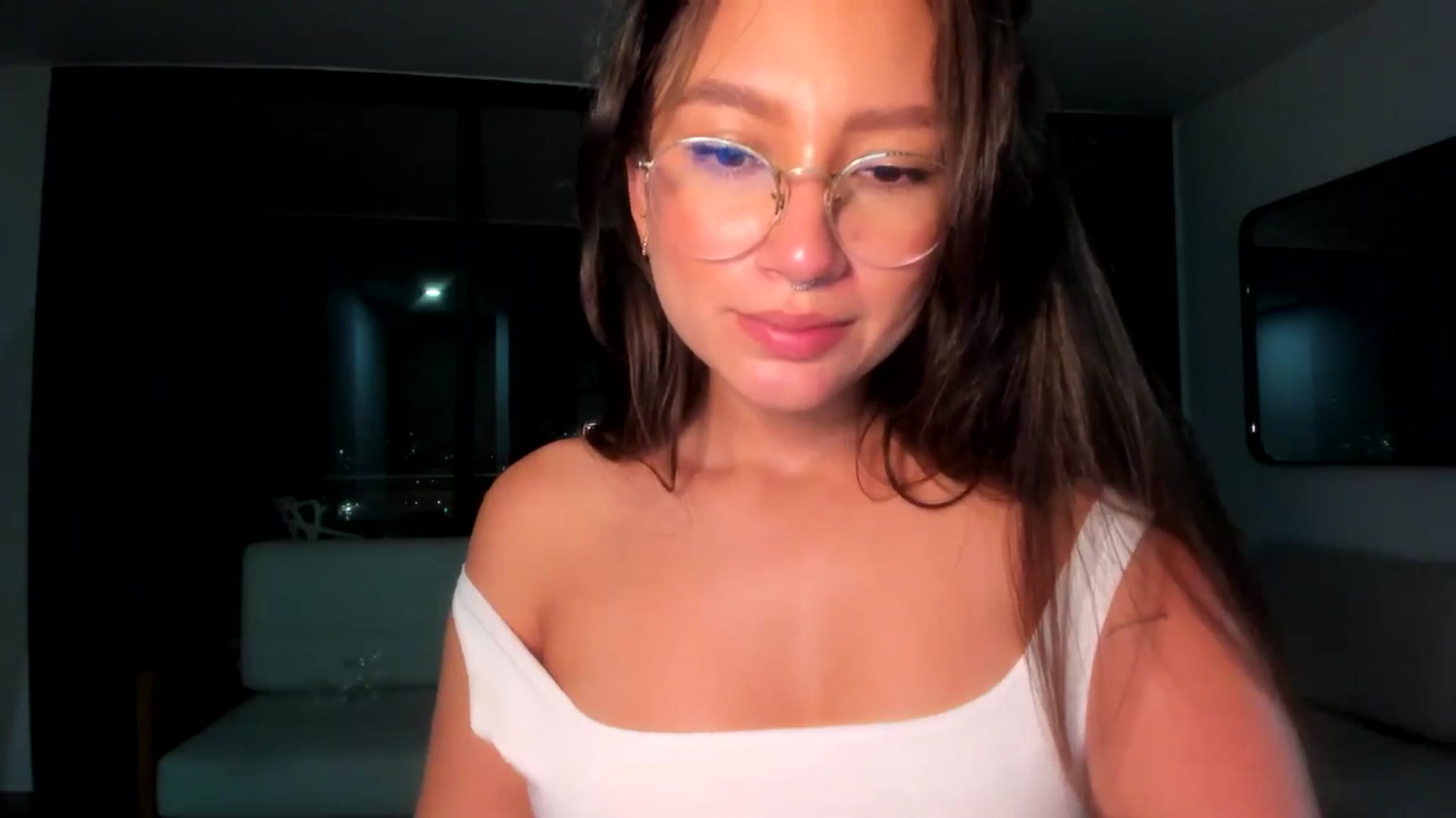 Gallery image thumbnail from Lindsoft's myfreecams stream on, 08/29/2025, 24:40 image 10 of 20