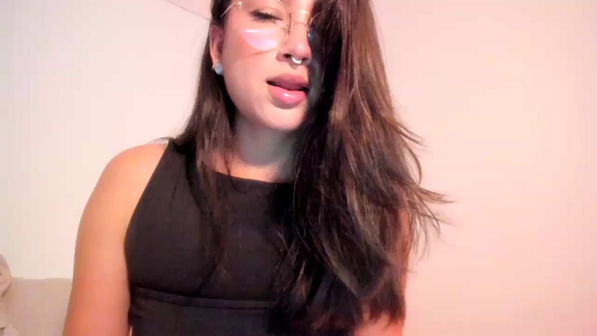 Gallery image thumbnail from Lindsoft's myfreecams stream on, 09/01/2025, 02:59 image 12 of 20