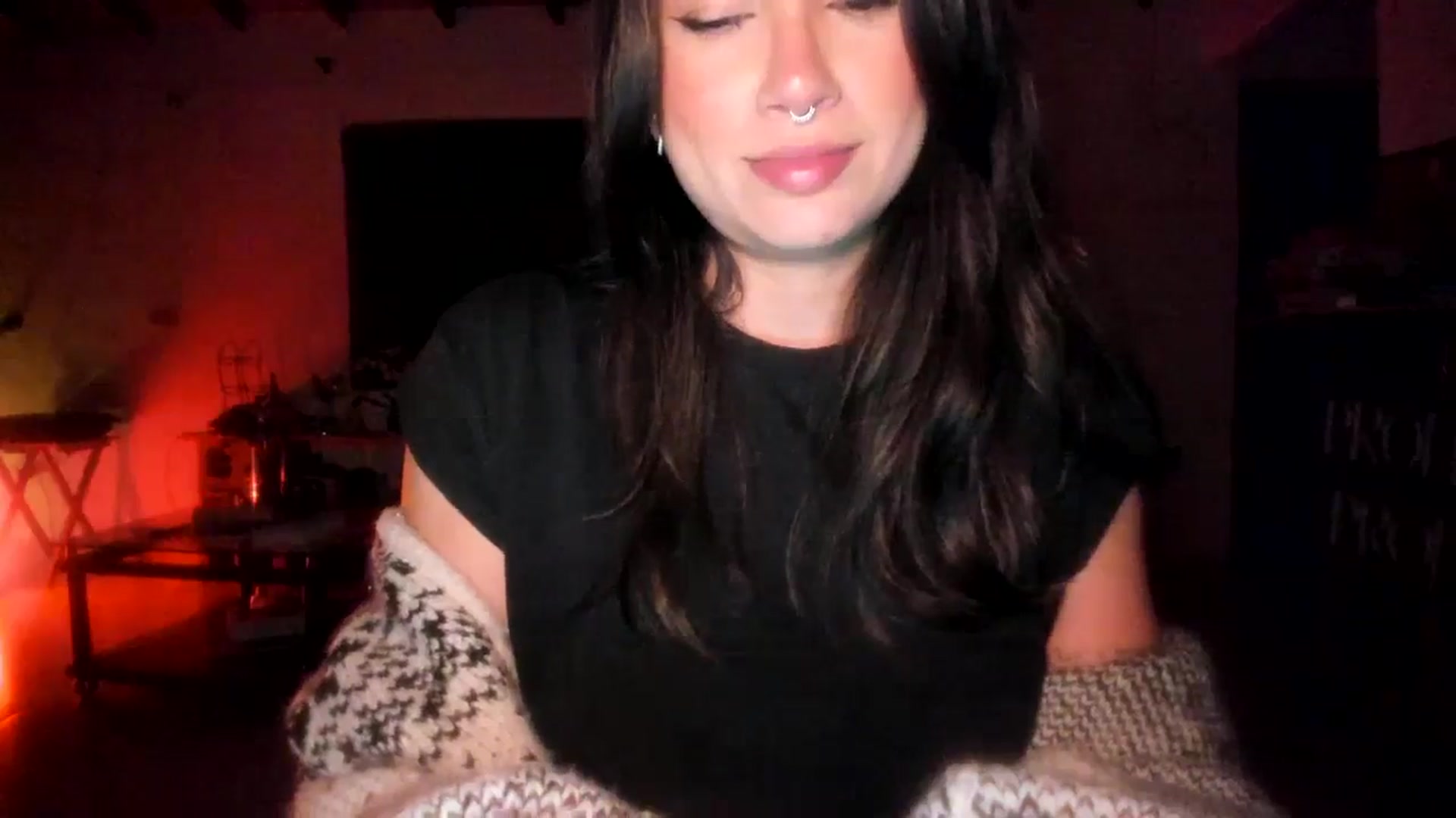 Gallery image thumbnail from Lindsoft's myfreecams stream on, 10/08/2025, 23:28 image 14 of 20