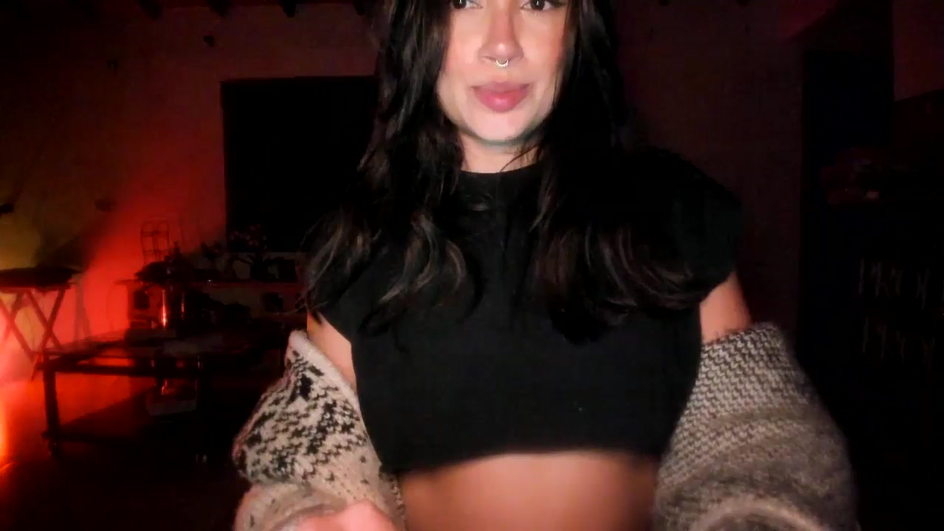 Gallery image thumbnail from Lindsoft's myfreecams stream on, 10/08/2025, 23:28 image 12 of 20