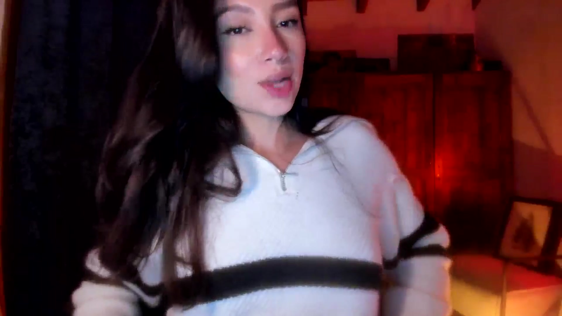 Gallery image thumbnail from Lindsoft's myfreecams stream on, 10/29/2025, 03:18 image 12 of 20