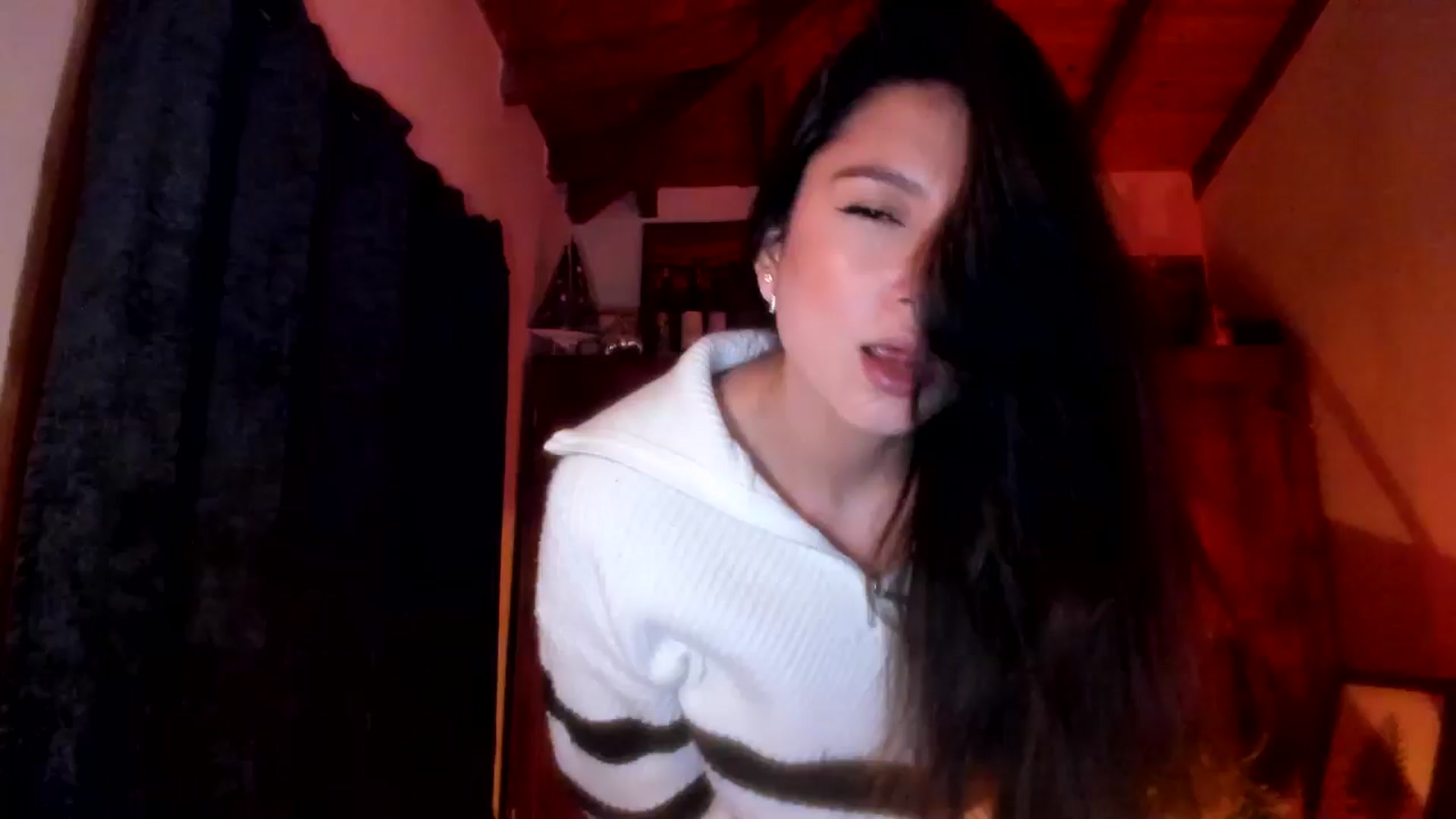 Gallery image thumbnail from Lindsoft's myfreecams stream on, 10/29/2025, 04:02 image 1 of 20