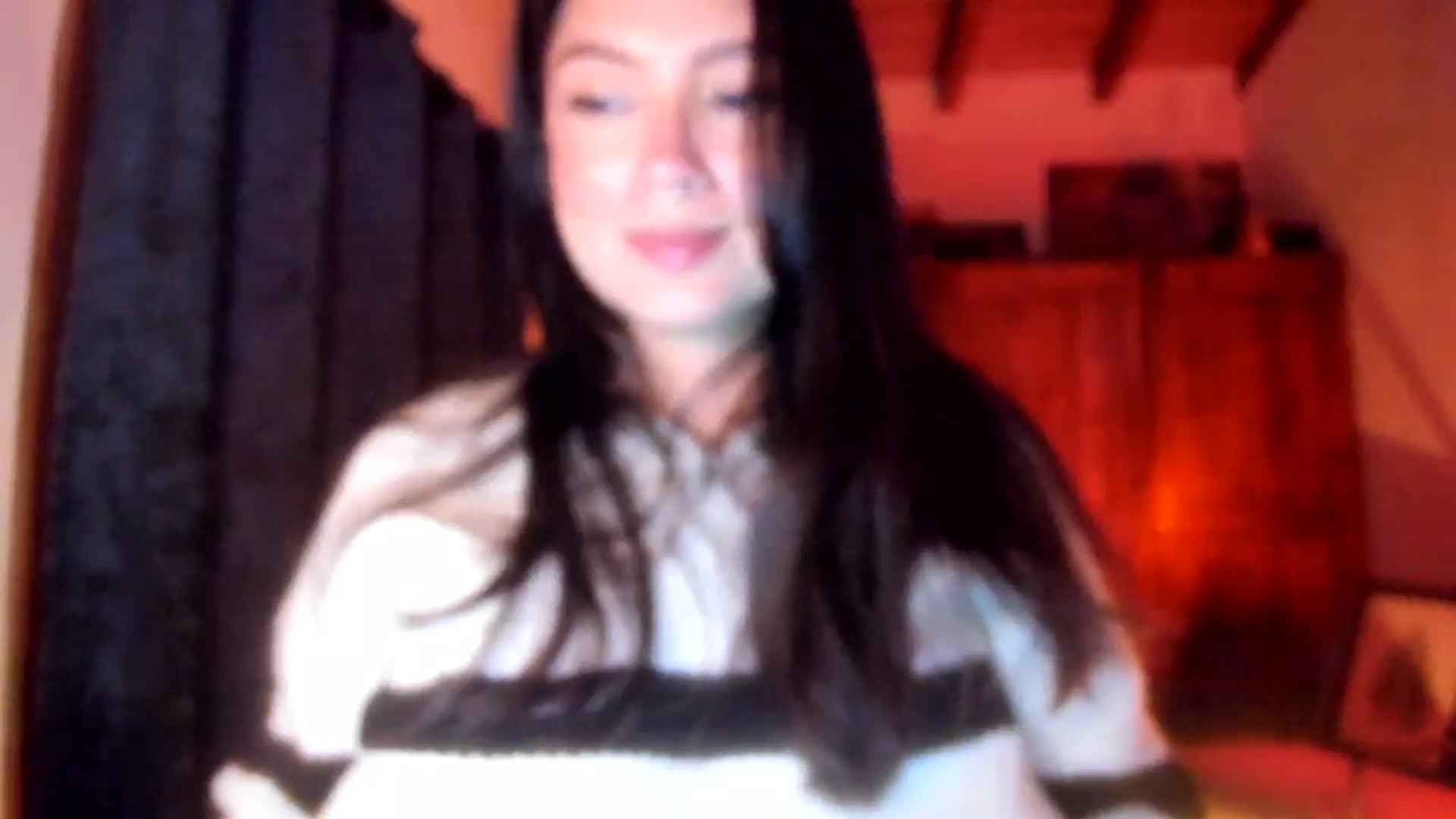 Gallery image thumbnail from Lindsoft's myfreecams stream on, 10/29/2025, 04:02 image 15 of 20