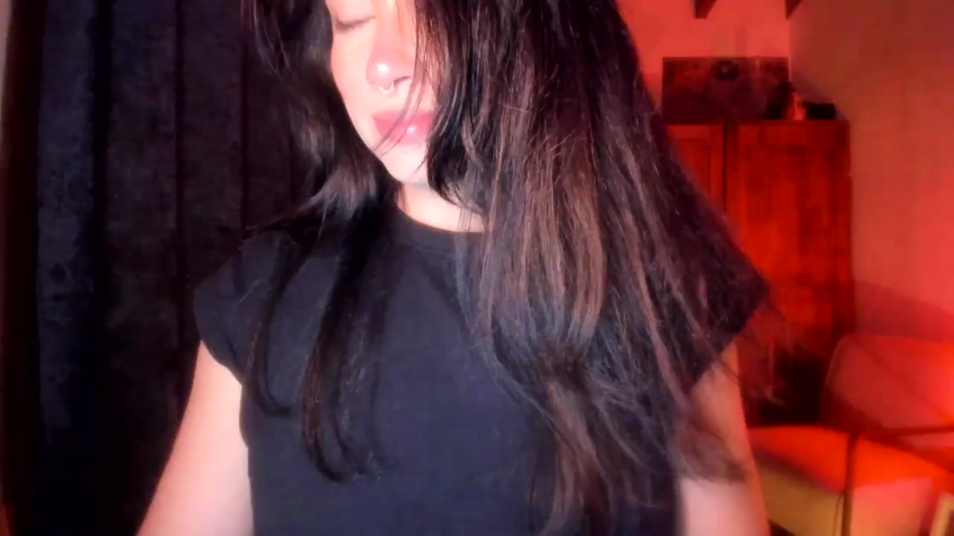 Gallery image thumbnail from Lindsoft's myfreecams stream on, 10/30/2025, 01:42 image 19 of 20