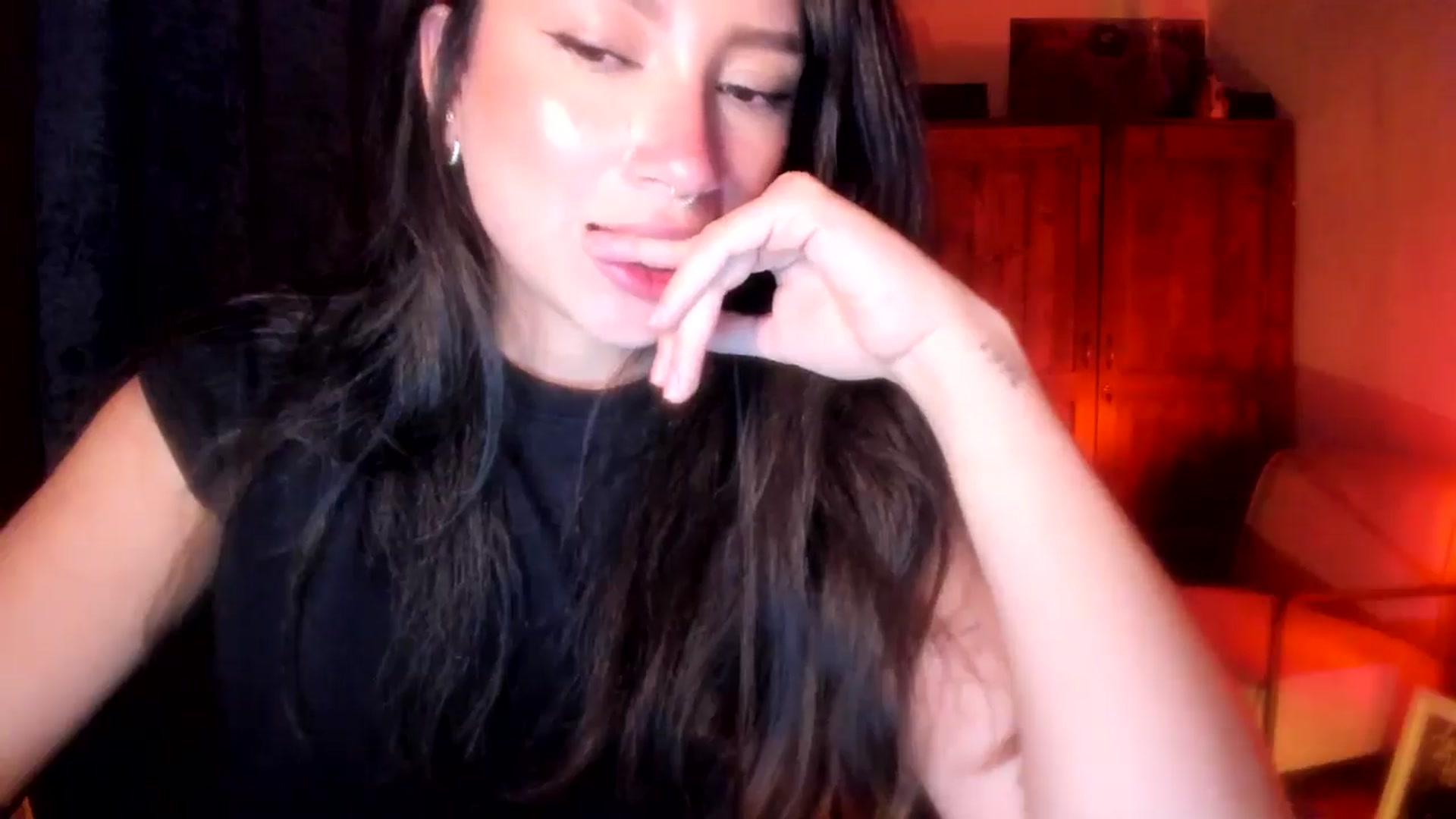 Gallery image thumbnail from Lindsoft's myfreecams stream on, 10/30/2025, 02:49 image 6 of 20