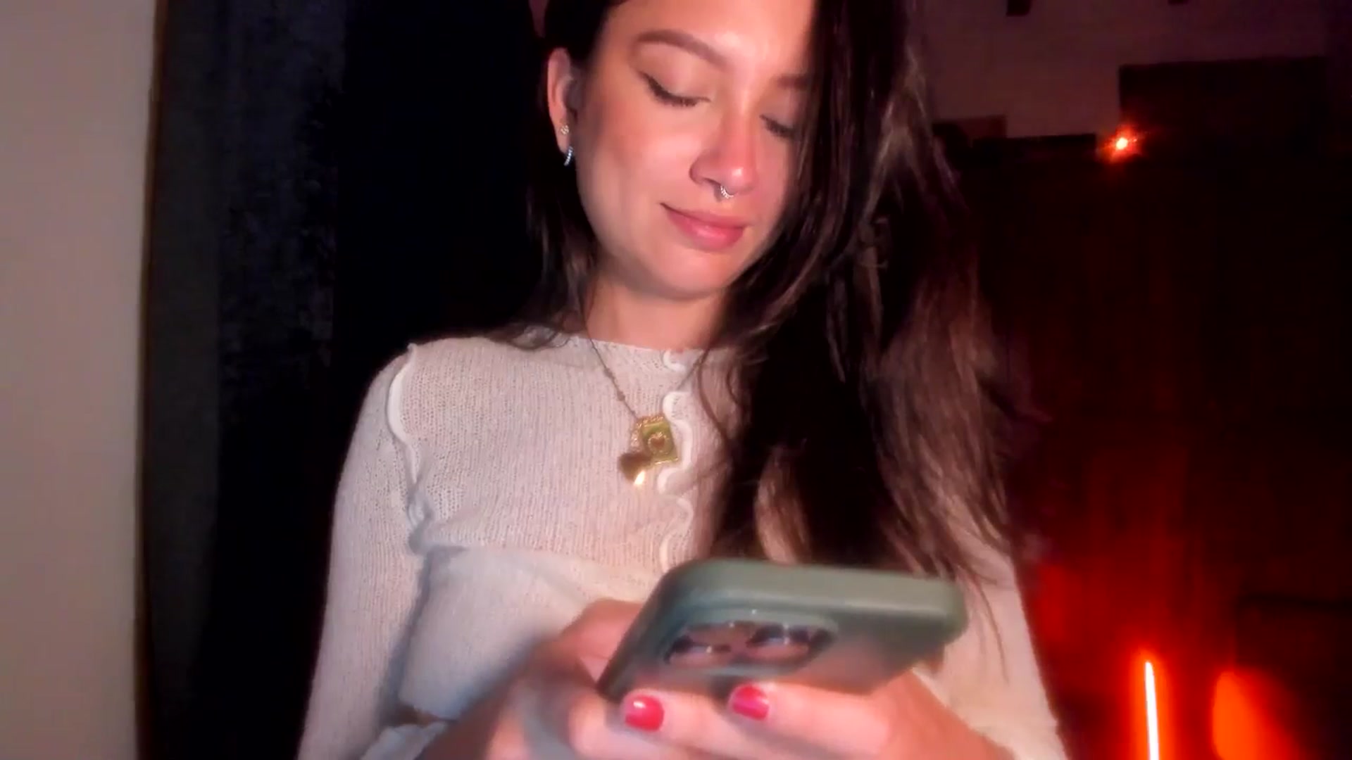 Gallery image thumbnail from Lindsoft's myfreecams stream on, 11/13/2025, 03:49 image 19 of 20
