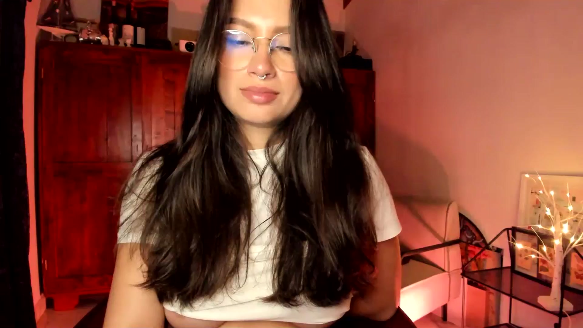 Gallery image thumbnail from Lindsoft's myfreecams stream on, 11/30/2025, 03:56 image 3 of 20