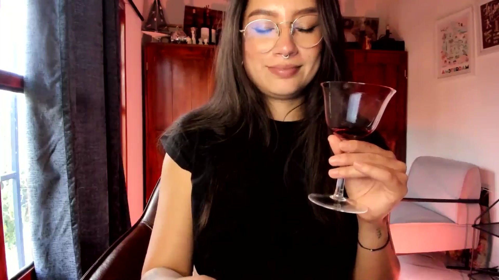 Gallery image thumbnail from Lindsoft's myfreecams stream on, 12/04/2025, 21:55 image 19 of 20