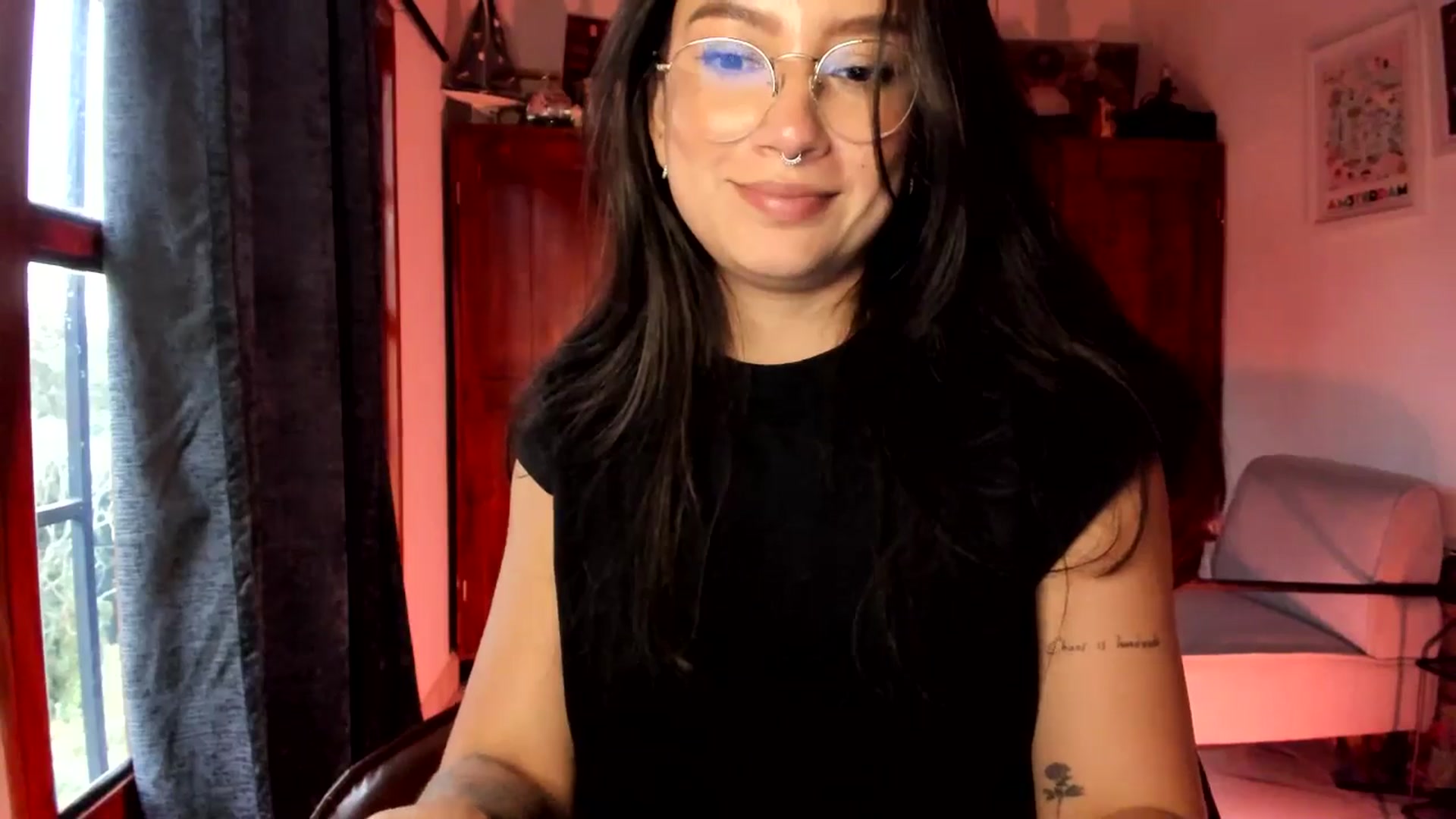 Gallery image thumbnail from Lindsoft's myfreecams stream on, 12/04/2025, 21:55 image 4 of 20