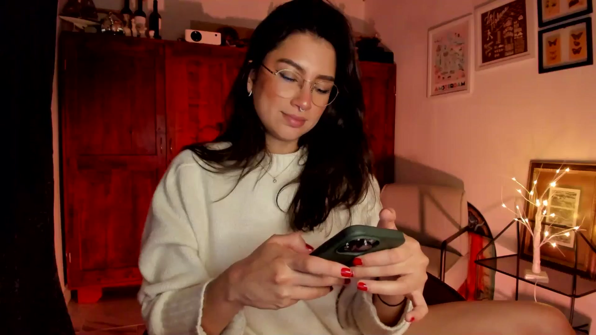 Gallery image thumbnail from Lindsoft's myfreecams stream on, 12/13/2025, 03:25 image 5 of 20