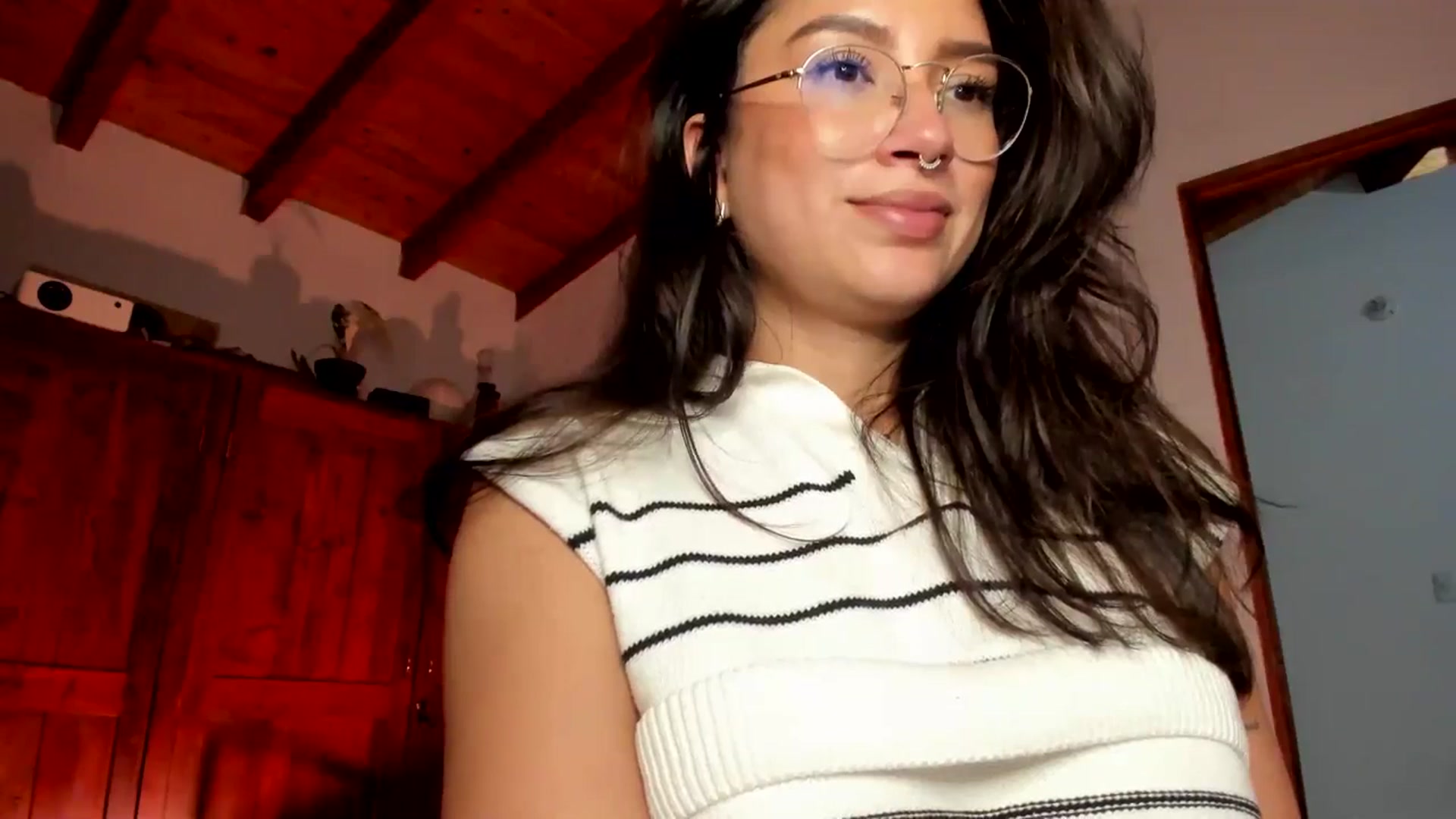 Gallery image thumbnail from Lindsoft's myfreecams stream on, 12/19/2025, 03:35 image 17 of 20