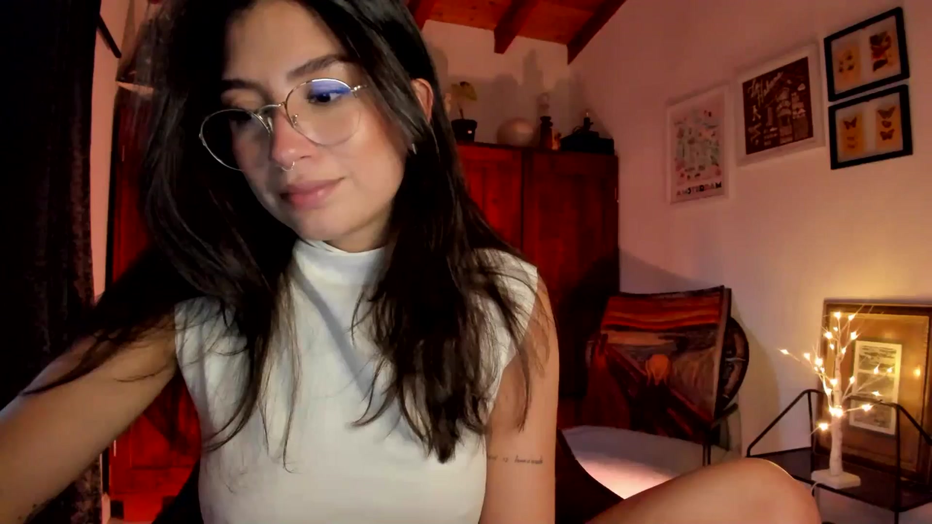 Gallery image thumbnail from Lindsoft's myfreecams stream on, 12/20/2025, 22:54 image 11 of 20