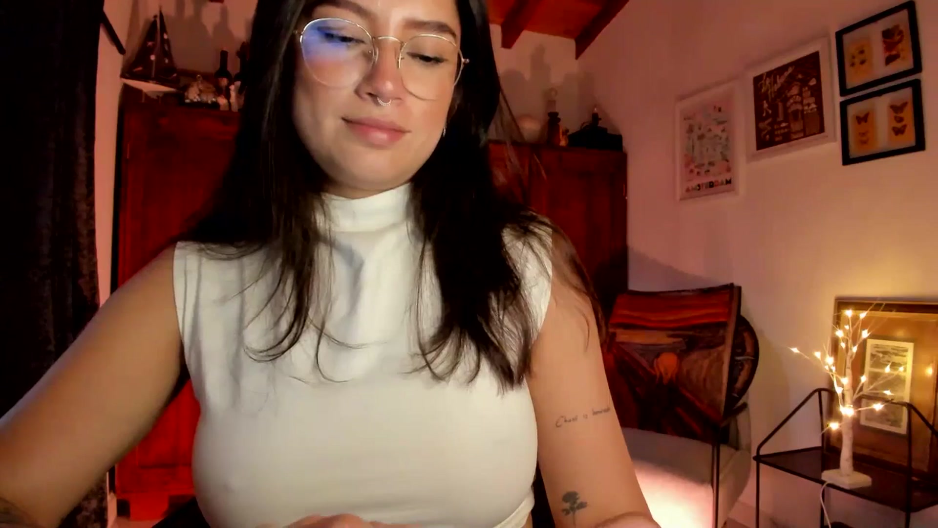 Gallery image thumbnail from Lindsoft's myfreecams stream on, 12/20/2025, 22:54 image 9 of 20
