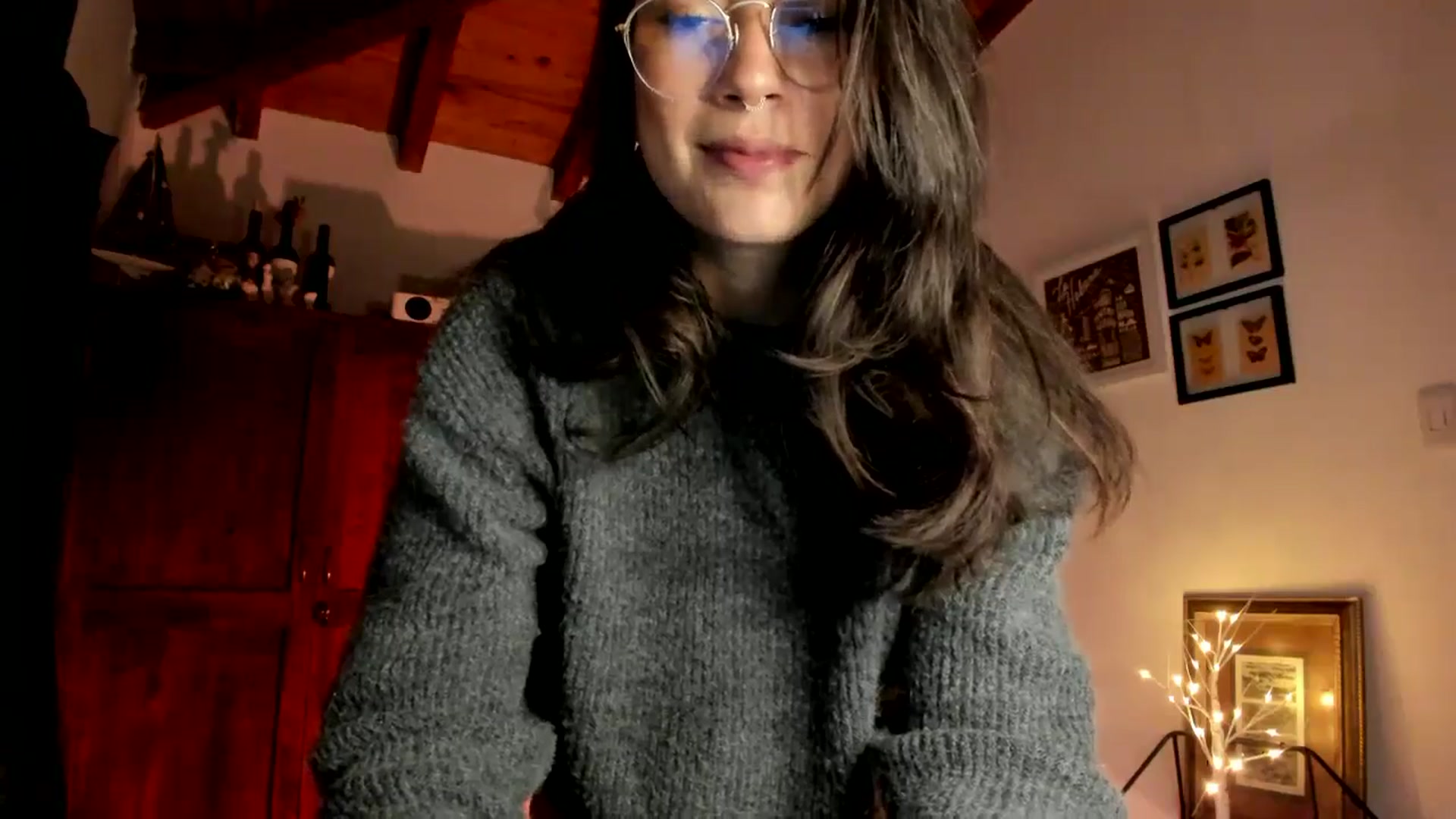 Gallery image thumbnail from Lindsoft's myfreecams stream on, 12/22/2025, 01:02 image 4 of 20
