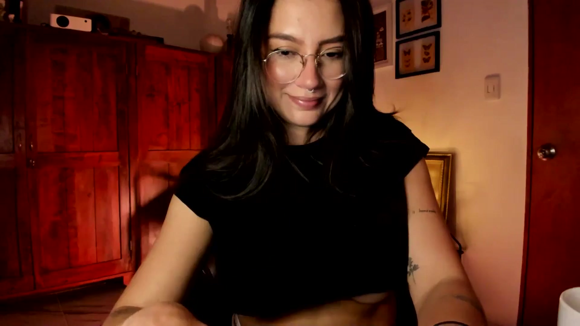 Gallery image thumbnail from Lindsoft's myfreecams stream on, 12/29/2025, 24:32 image 14 of 20