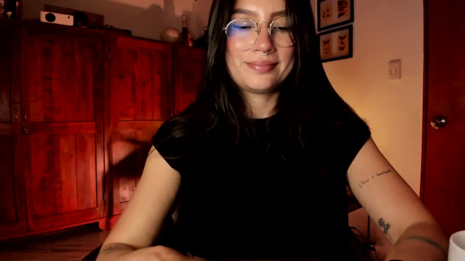 Gallery image thumbnail from Lindsoft's myfreecams stream on, 12/29/2025, 24:32 image 15 of 20