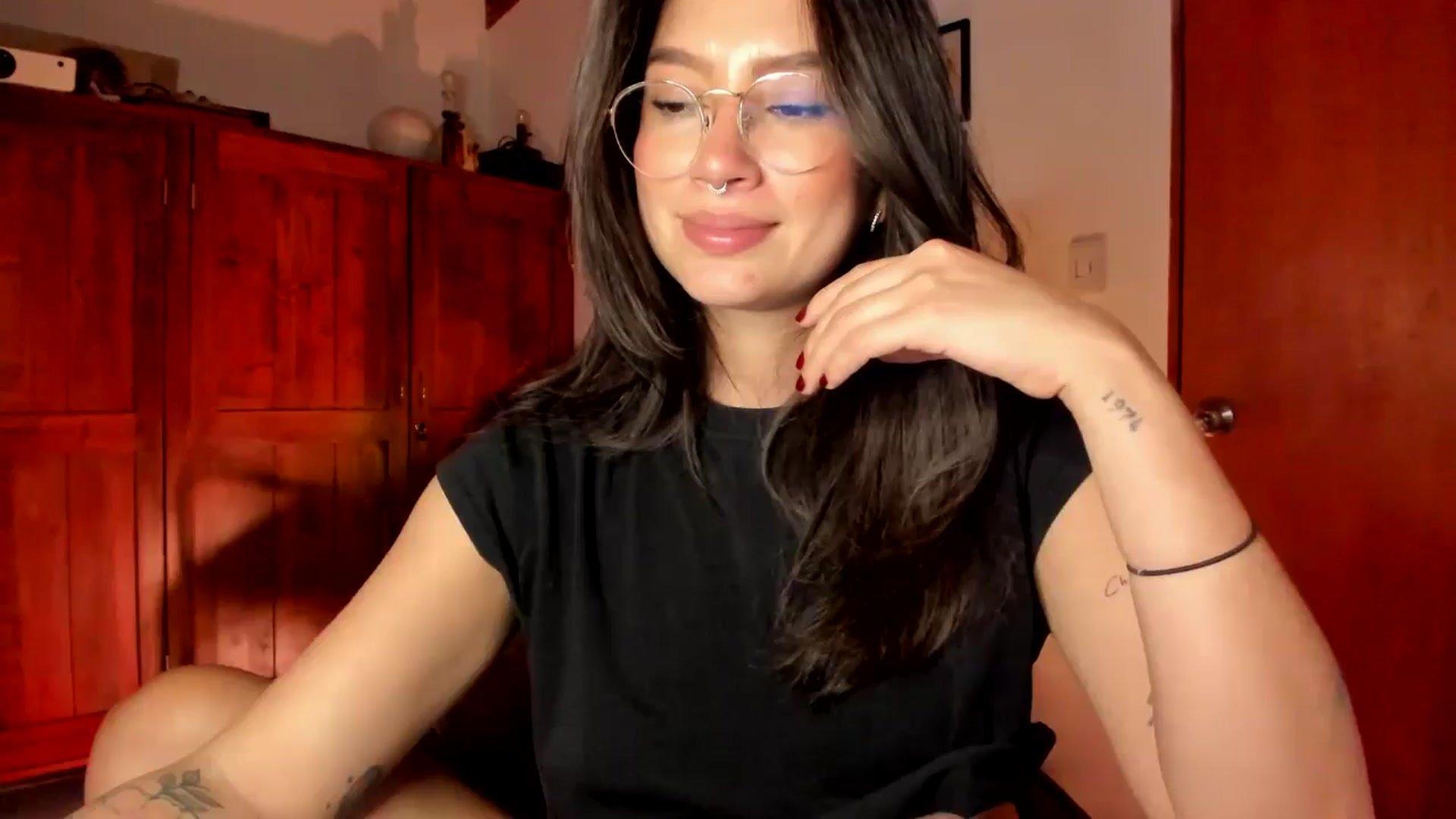 Gallery image thumbnail from Lindsoft's myfreecams stream on, 12/29/2025, 01:32 image 1 of 20