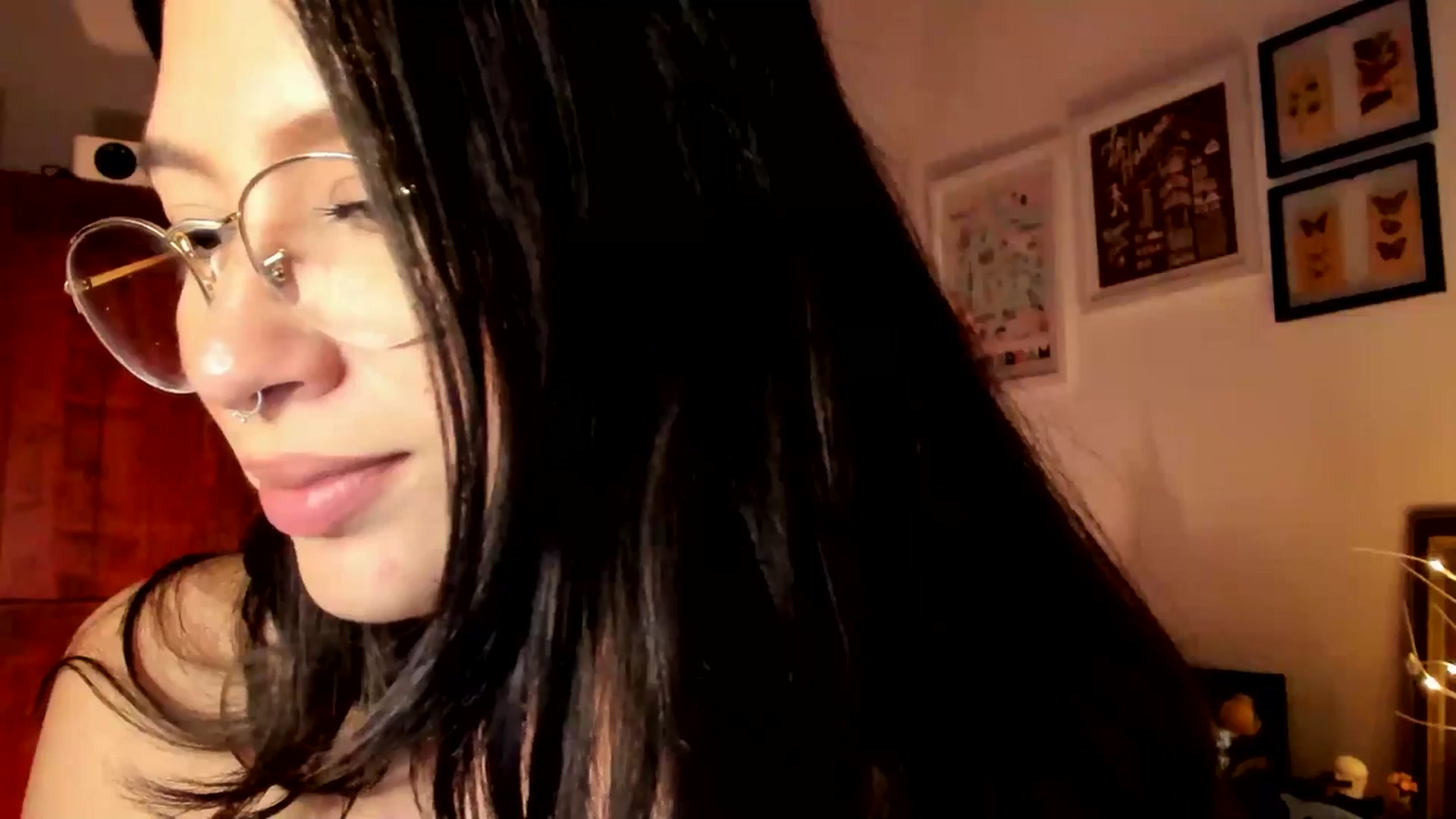 Gallery image thumbnail from Lindsoft's myfreecams stream on, 01/05/2026, 03:04 image 9 of 20