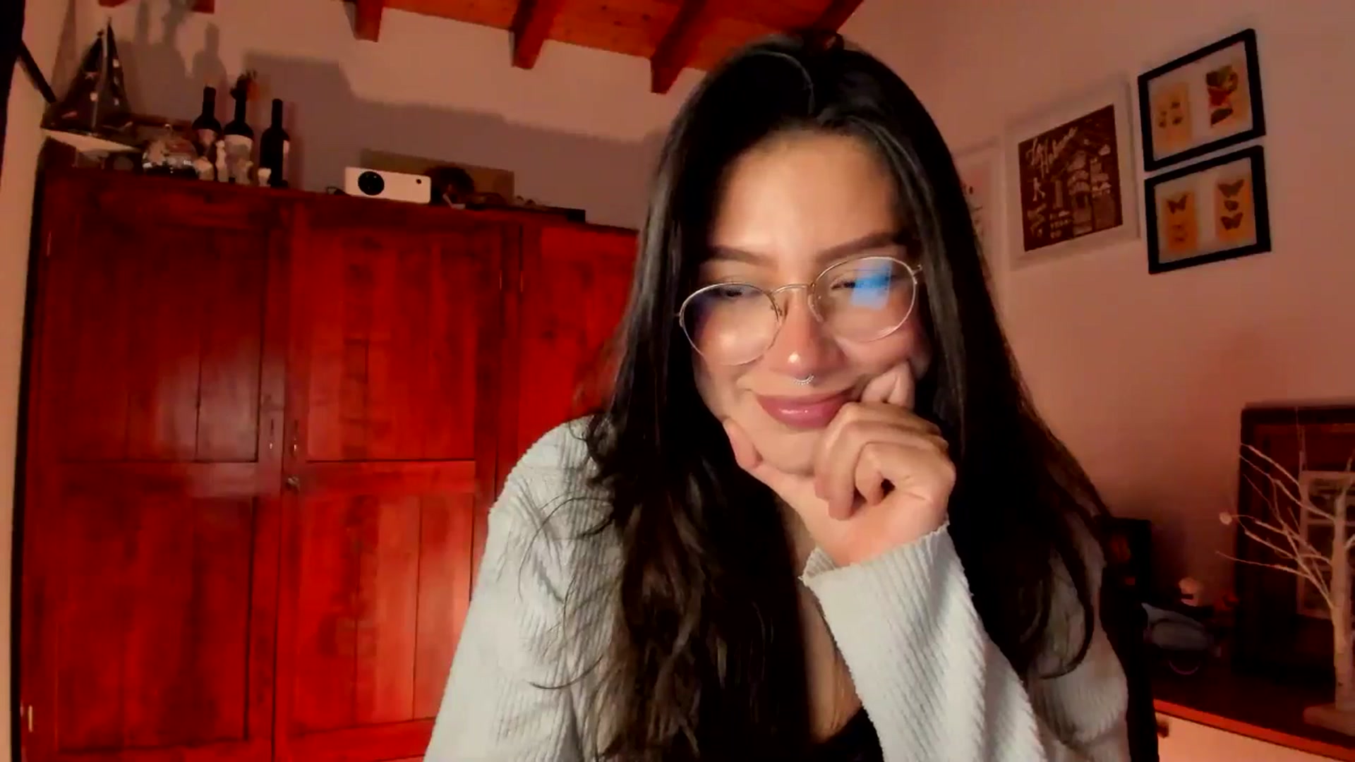Gallery image thumbnail from Lindsoft's myfreecams stream on, 01/06/2026, 04:34 image 10 of 20