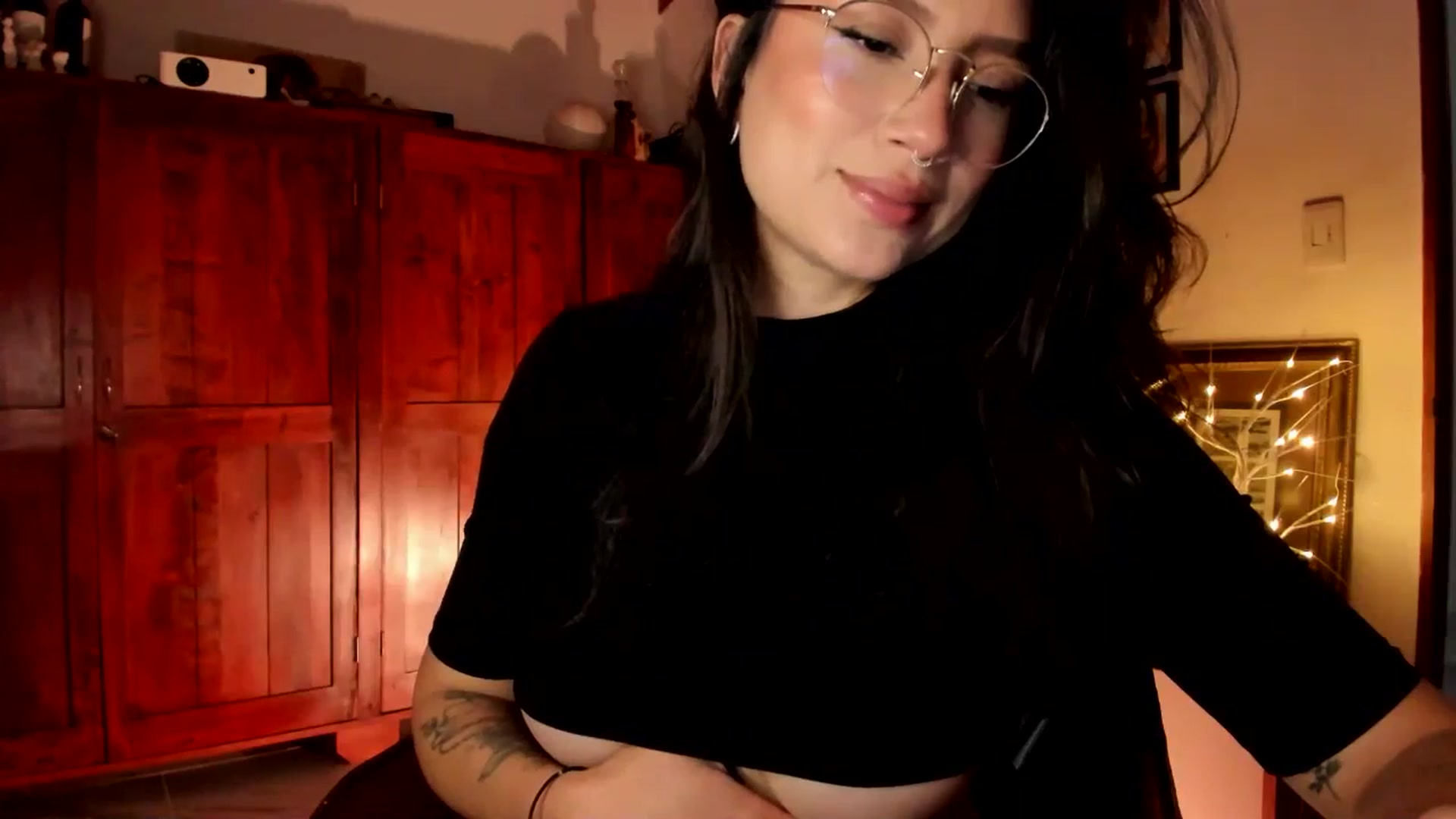 Gallery image thumbnail from Lindsoft's myfreecams stream on, 01/08/2026, 24:22 image 5 of 20