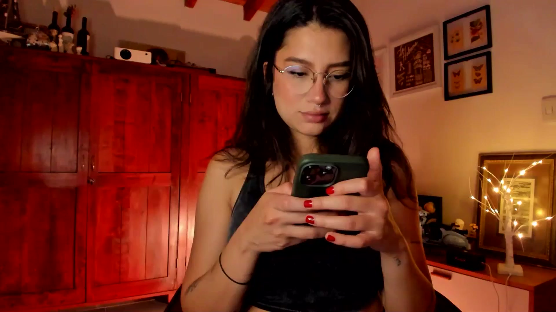 Gallery image thumbnail from Lindsoft's myfreecams stream on, 01/11/2026, 03:58 image 5 of 20